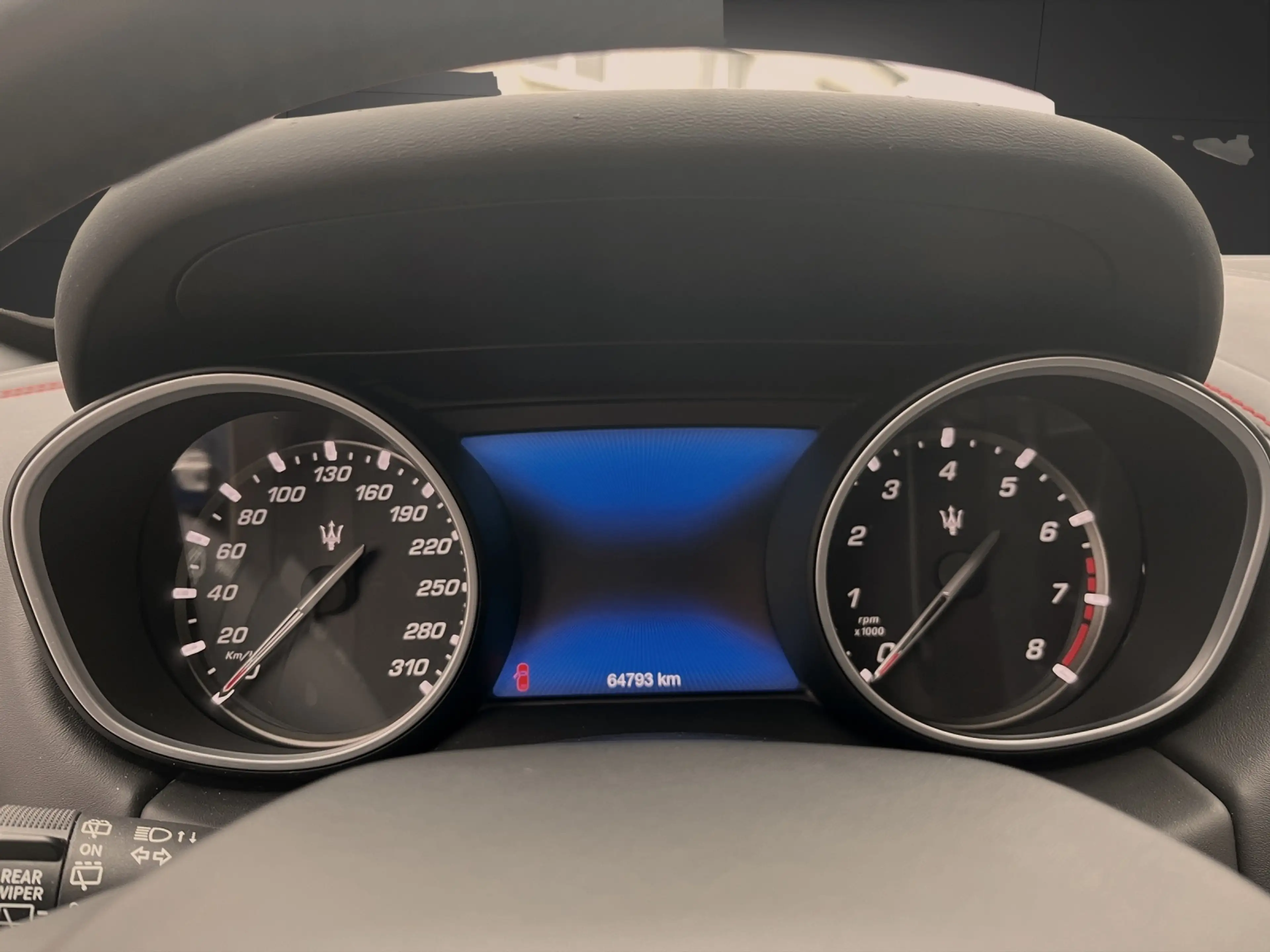 Maserati Levante SQ4 GranSport — photo 12