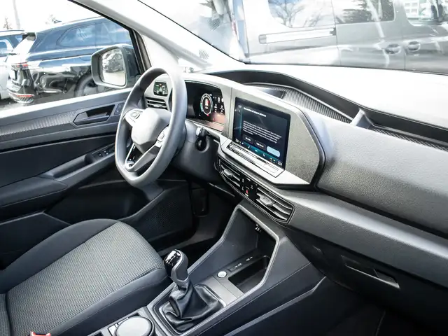 Volkswagen Caddy Life view 5