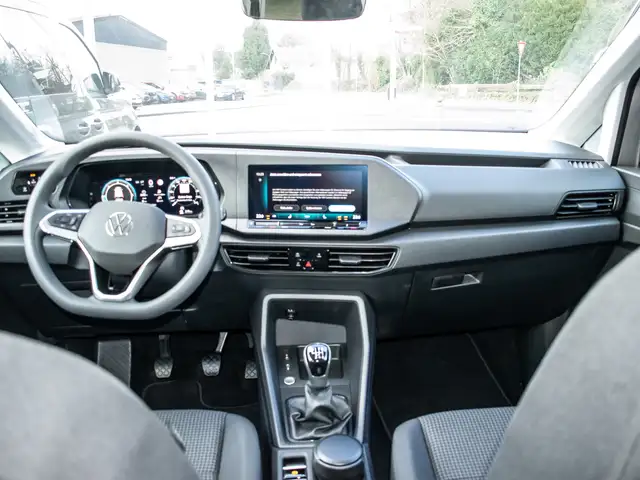 Volkswagen Caddy Life view 7