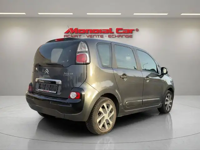 Citroen C3 Picasso view 6