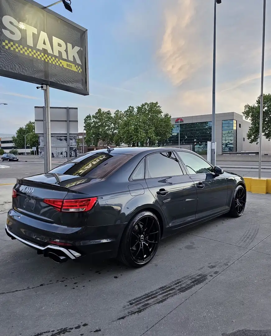Audi A4 2.0TDI S tronic 110kW - 1