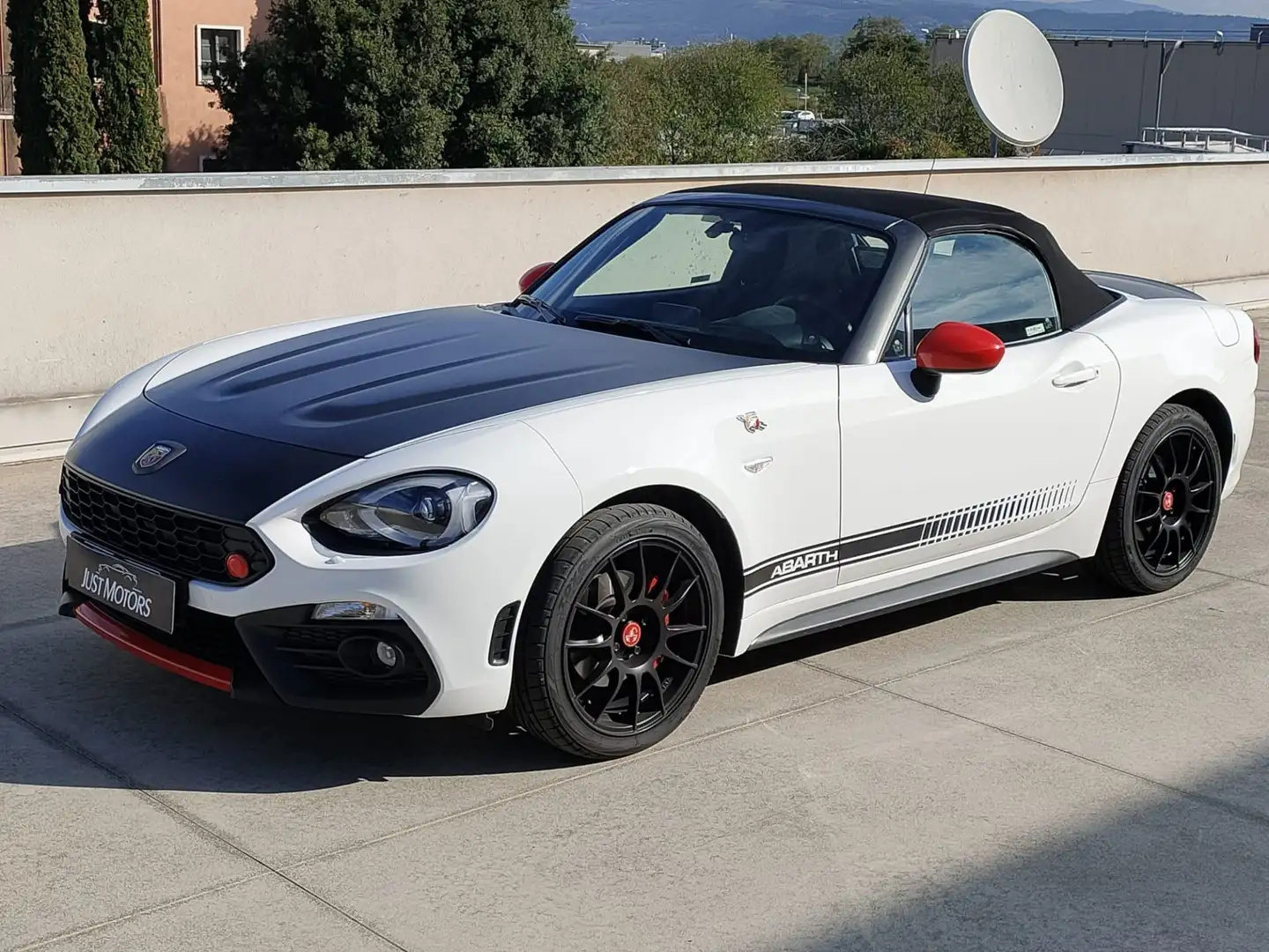 Fiat 124 Spider Abarth 1.4 Turbo MultiAir AT 170 CV Bianco - 1