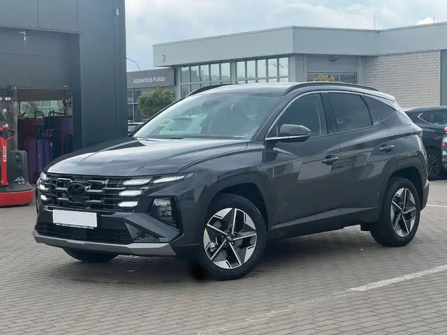 Hyundai Tucson main image