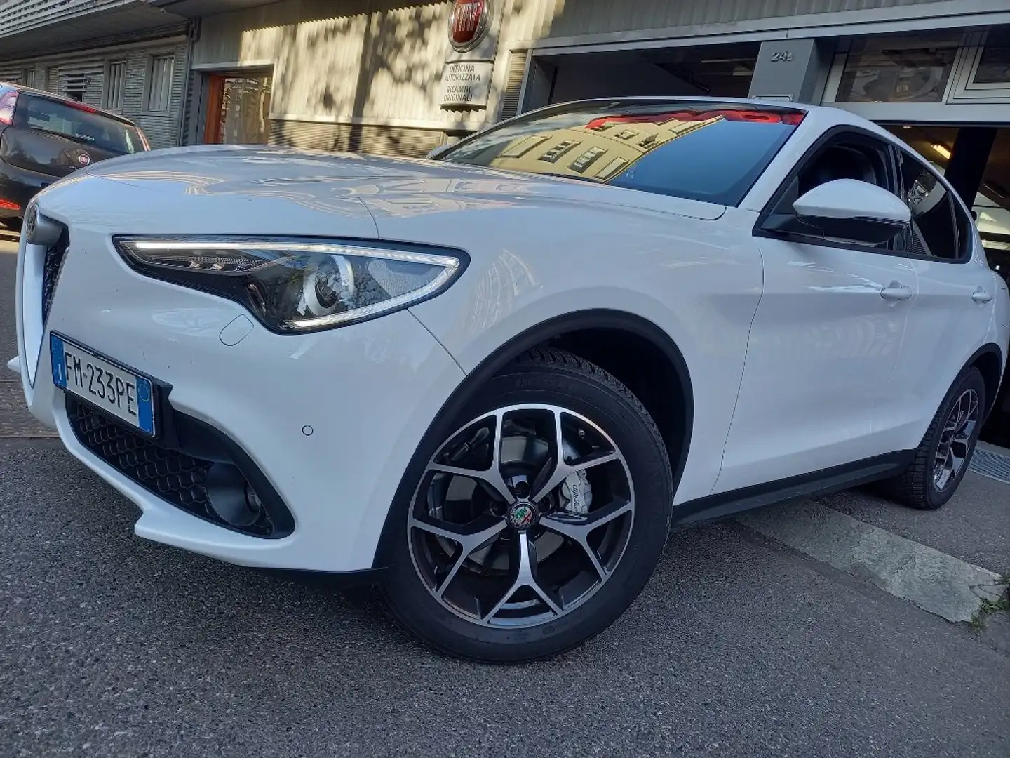 Alfa Romeo Stelvio Stelvio 2.2 Turbodiesel Executive Q4 210cv auto Bianco - 2