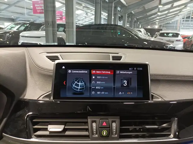 BMW X1 view 11
