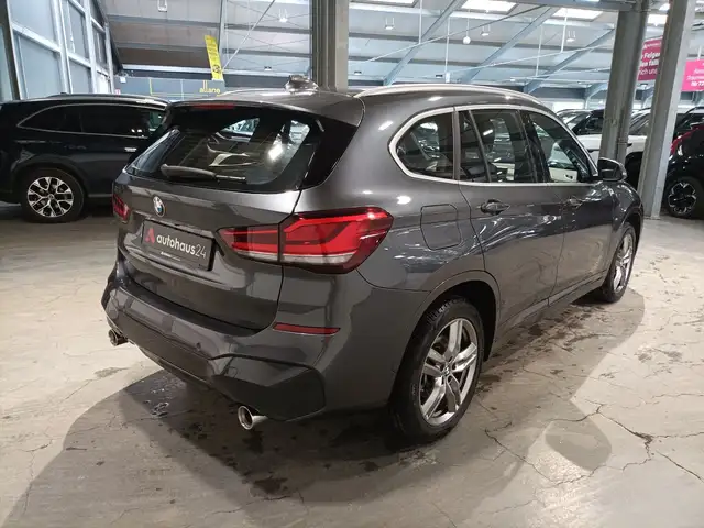 BMW X1 view 5