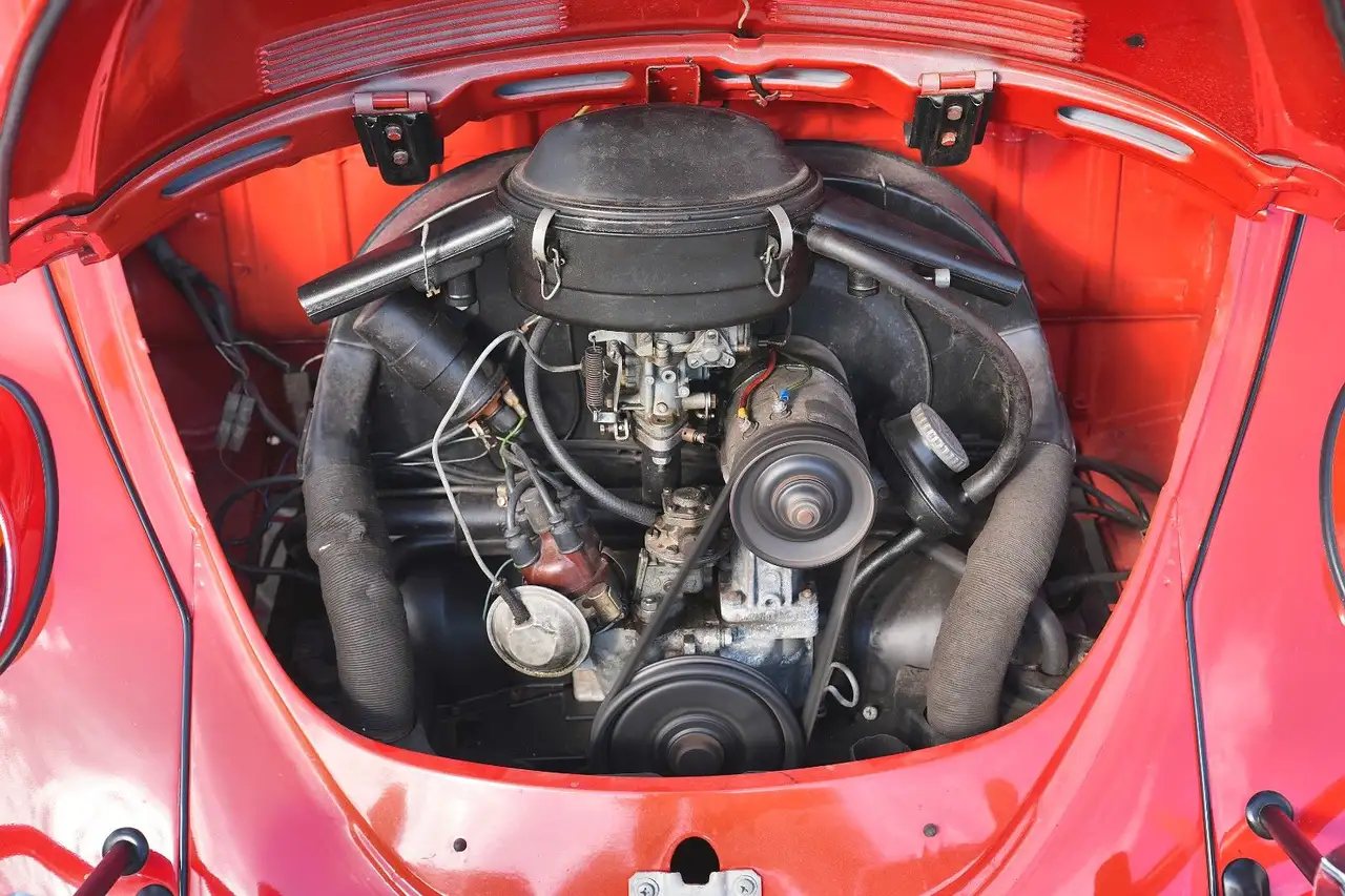 Volkswagen Käfer 1500 Cabrio H-Kennz. Off-Frame restauriert, foto 12