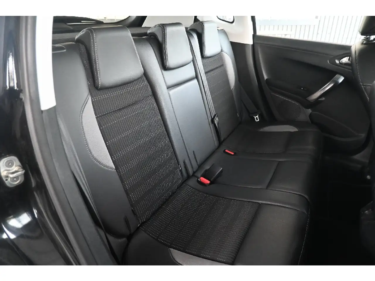 Peugeot 2008 2008 — photo 3