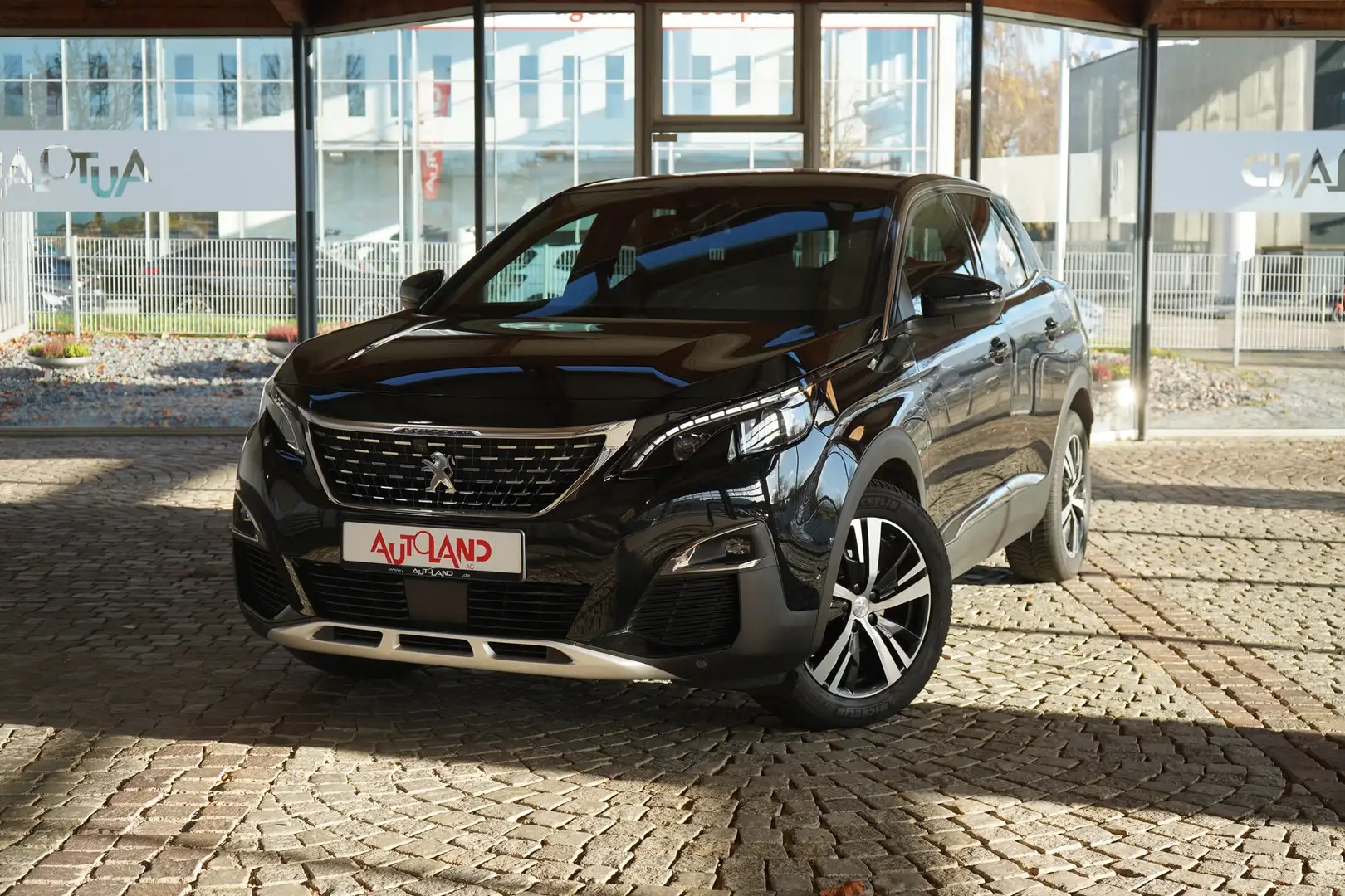 Peugeot 3008 1.5 Blue-HDi GT-Line LED Navi 360° DAB Tempom Schwarz - 2