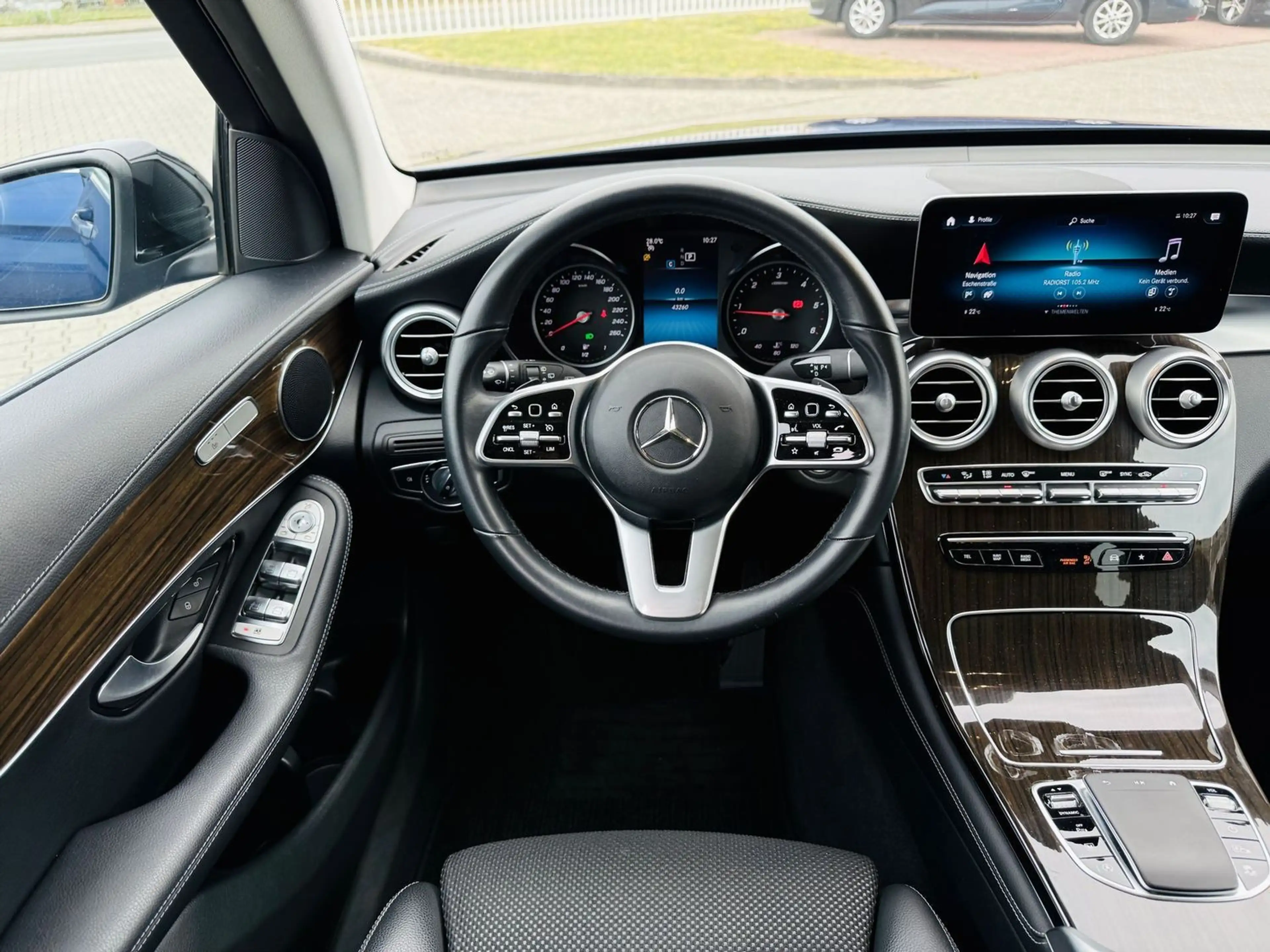 Mercedes-Benz GLC 220 d 4M OFFROAD EXCLUSIV, LED, RFK, Spur, Totw., SHZ — photo 13