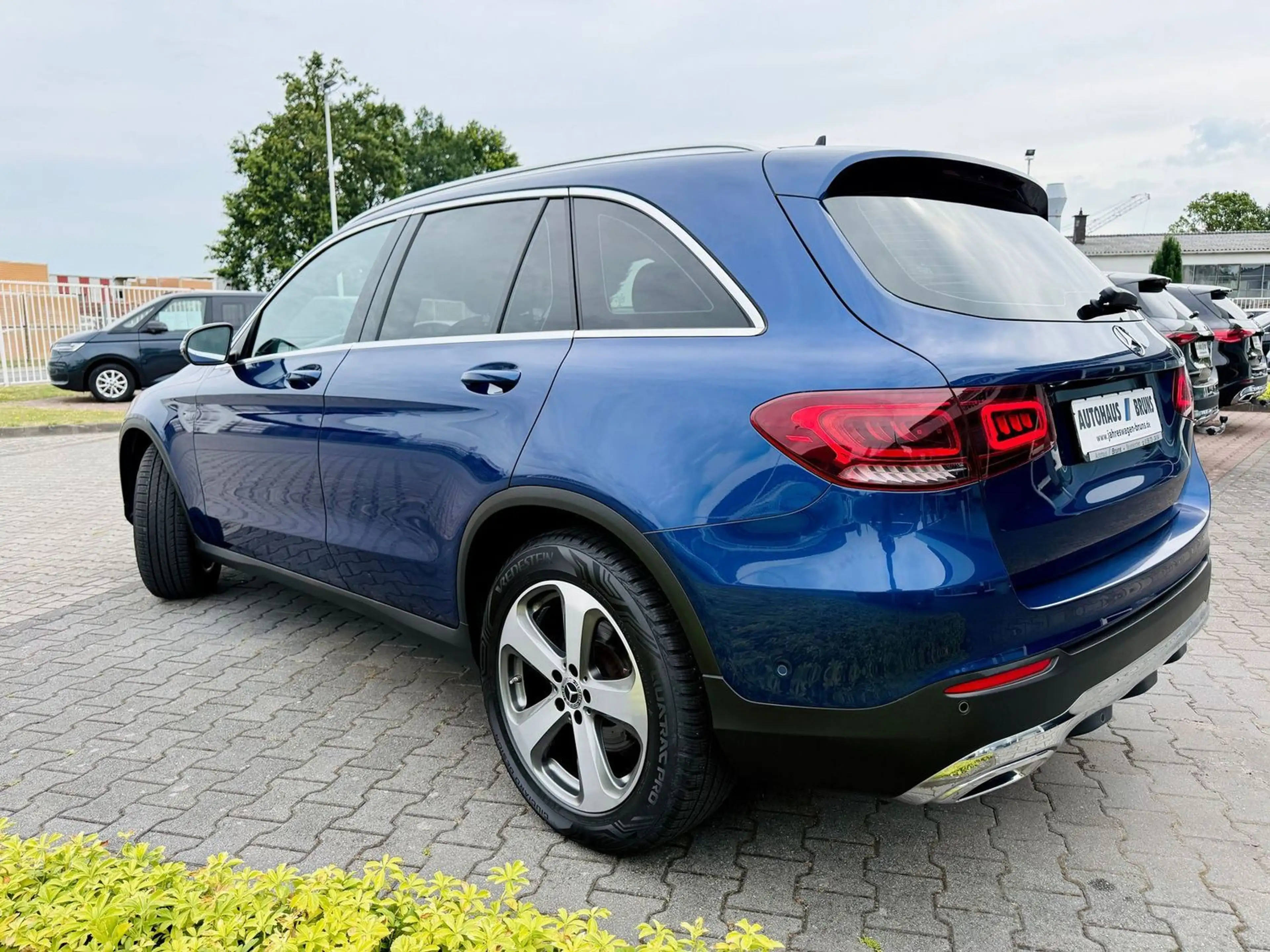 Mercedes-Benz GLC 220 d 4M OFFROAD EXCLUSIV, LED, RFK, Spur, Totw., SHZ — photo 4