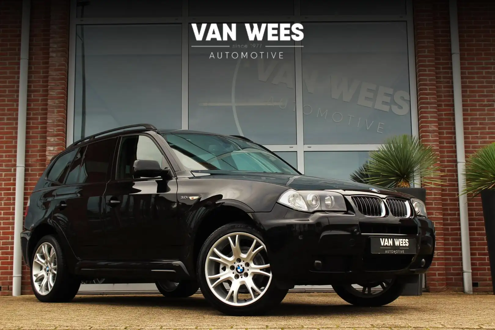 BMW X3 M 3.0i E83 High Executive M-pakket | M-sport | Young Zwart - 1