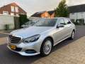 Mercedes-Benz E 300 4 Matic Gris - thumbnail 1