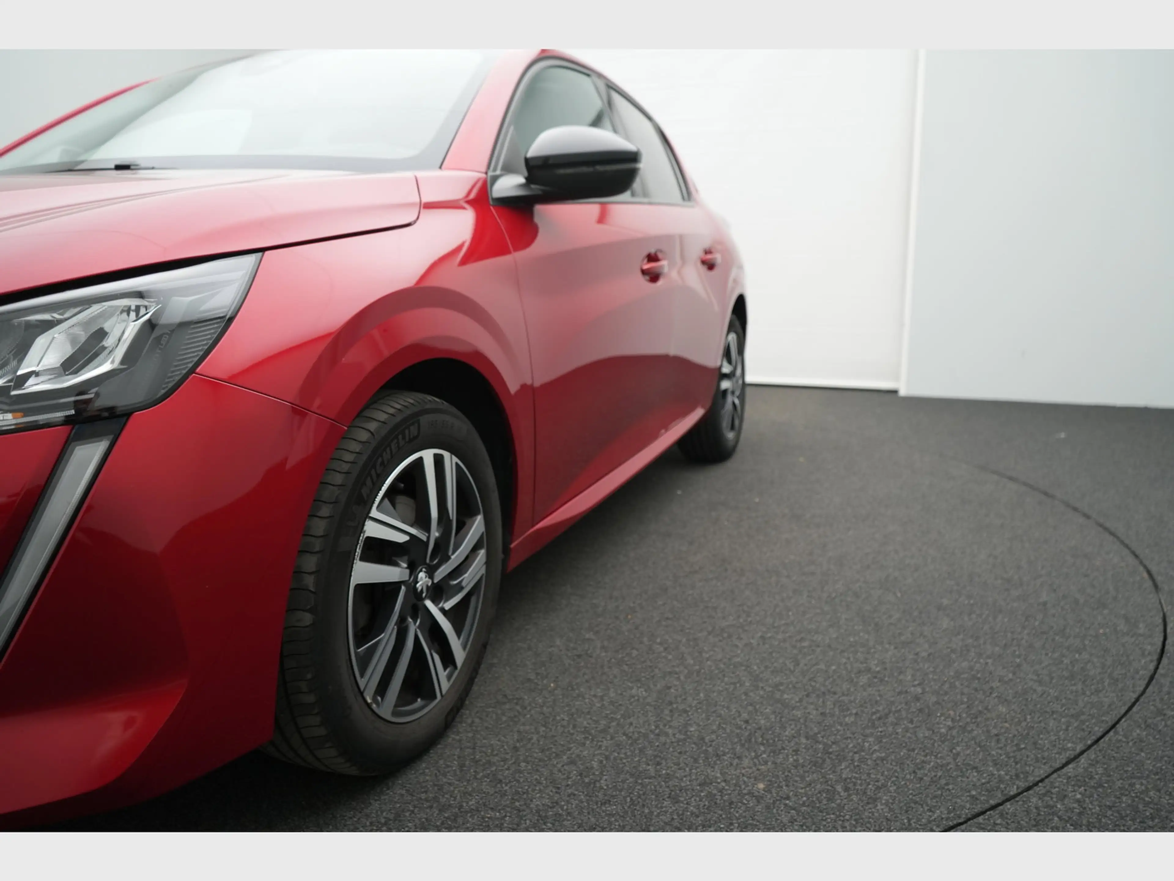 Peugeot 208 1.2i PureTech Allure Pack — photo 7