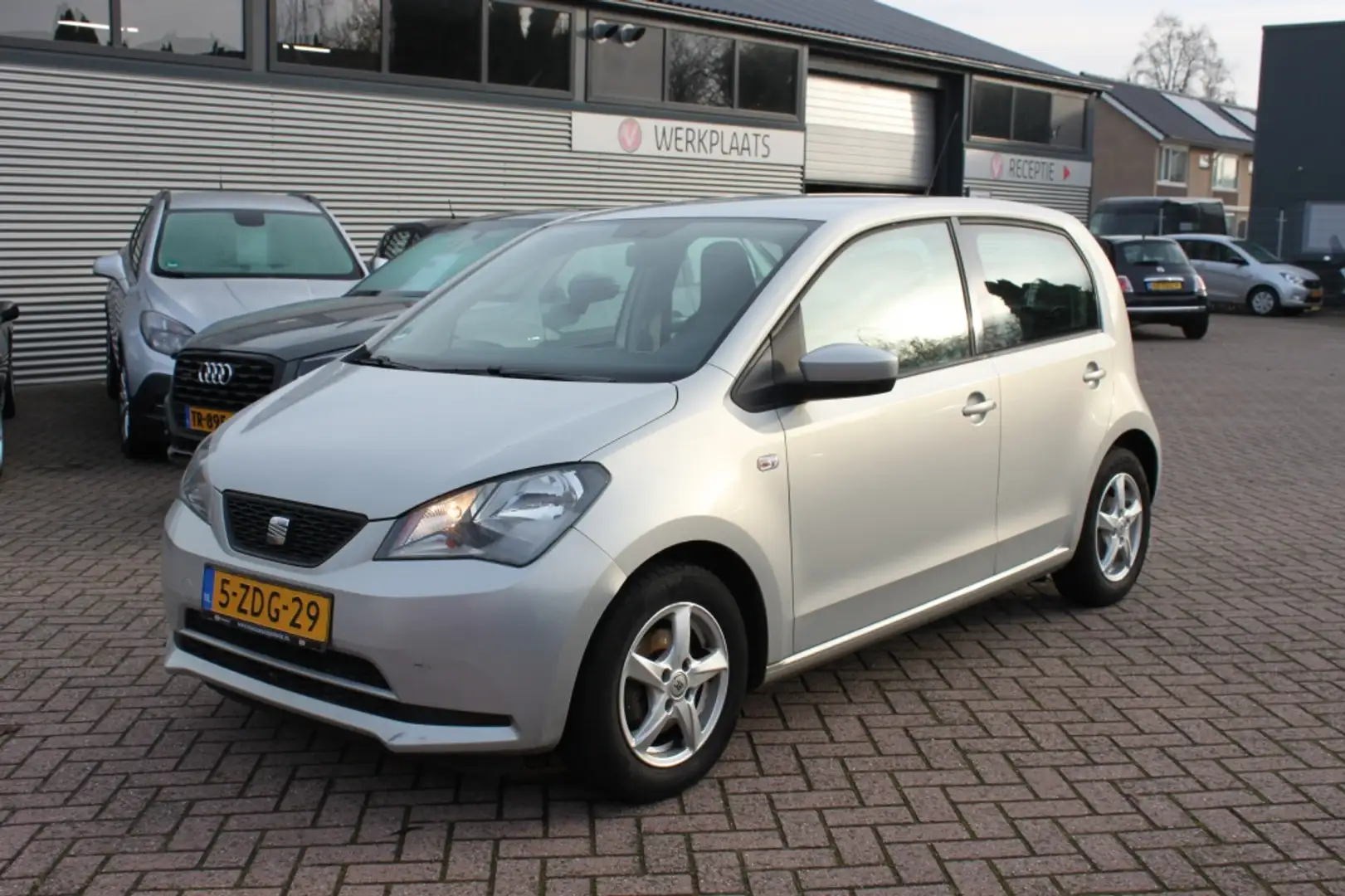 SEAT Mii 1.0 Style airco, lm velgen. Gris - 1