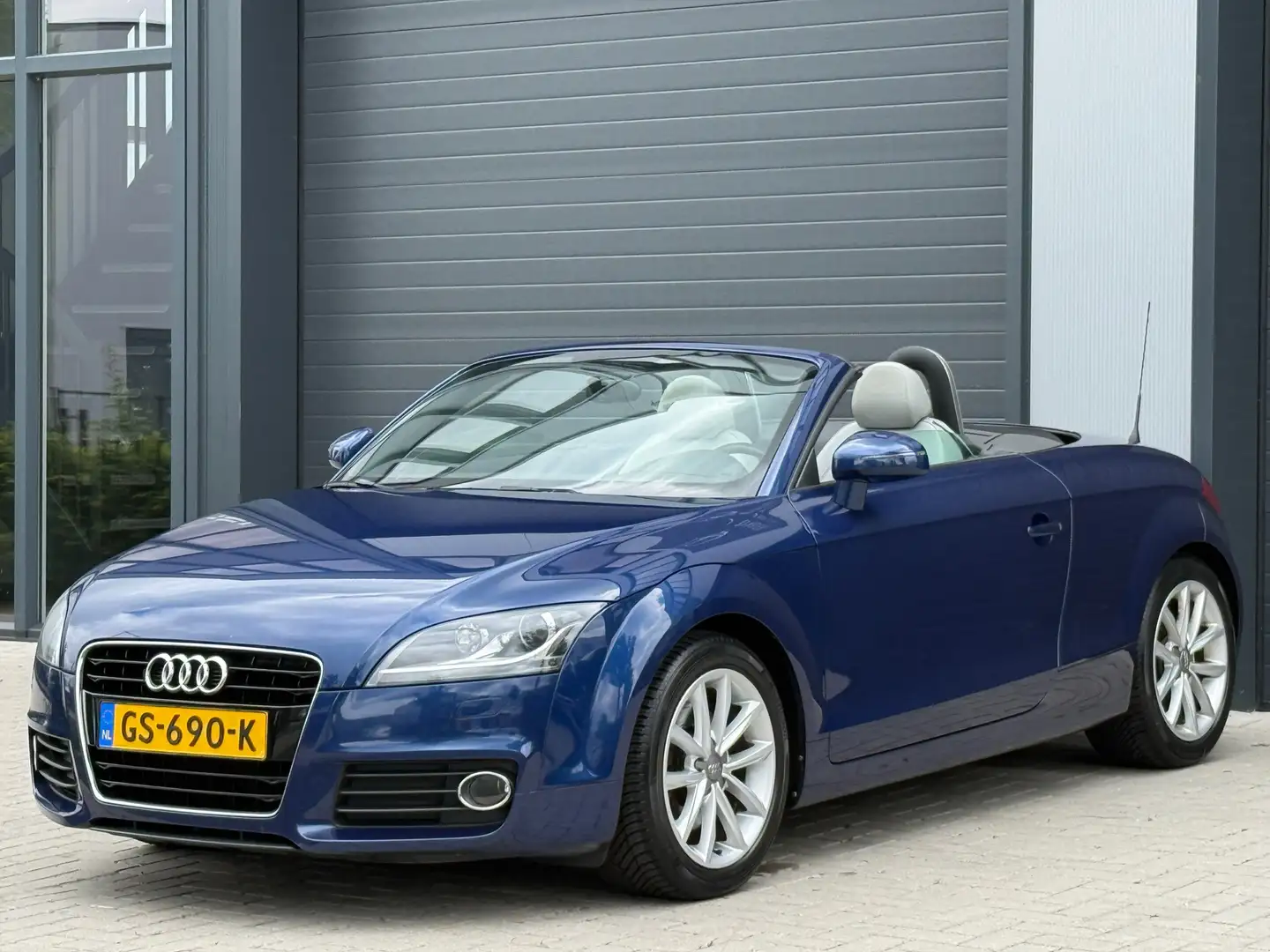 Audi TT Roadster 1.8 TFSI Pro Line / Automaat / LAGE KM / Blauw - 2