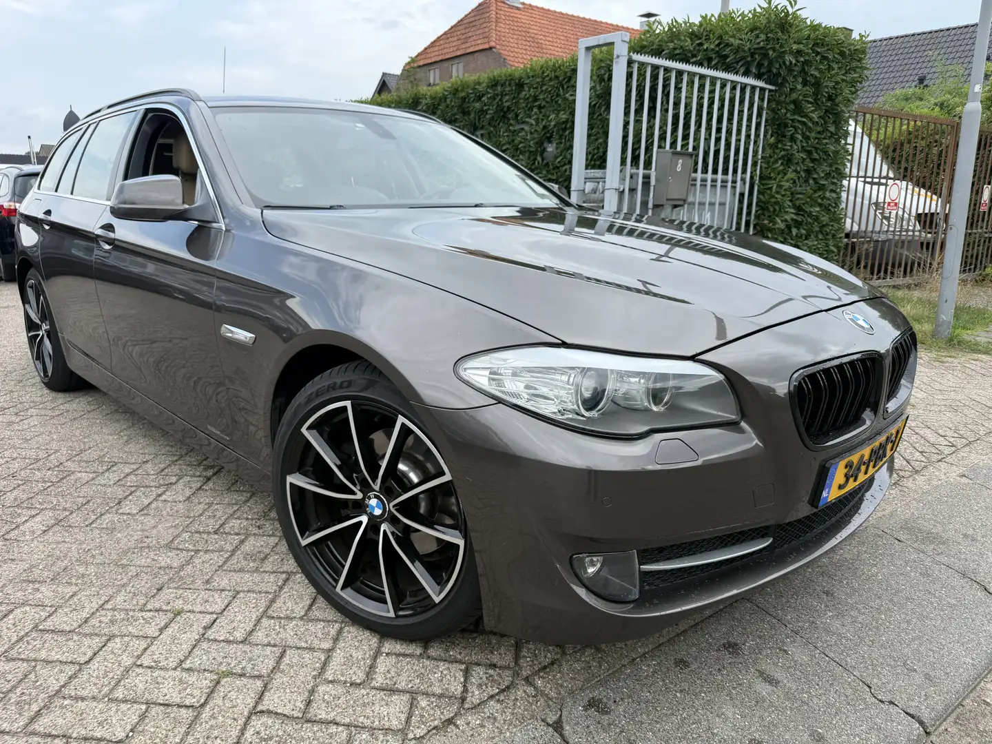 BMW 523 5-serie Touring 523i Executive Bruin - 1