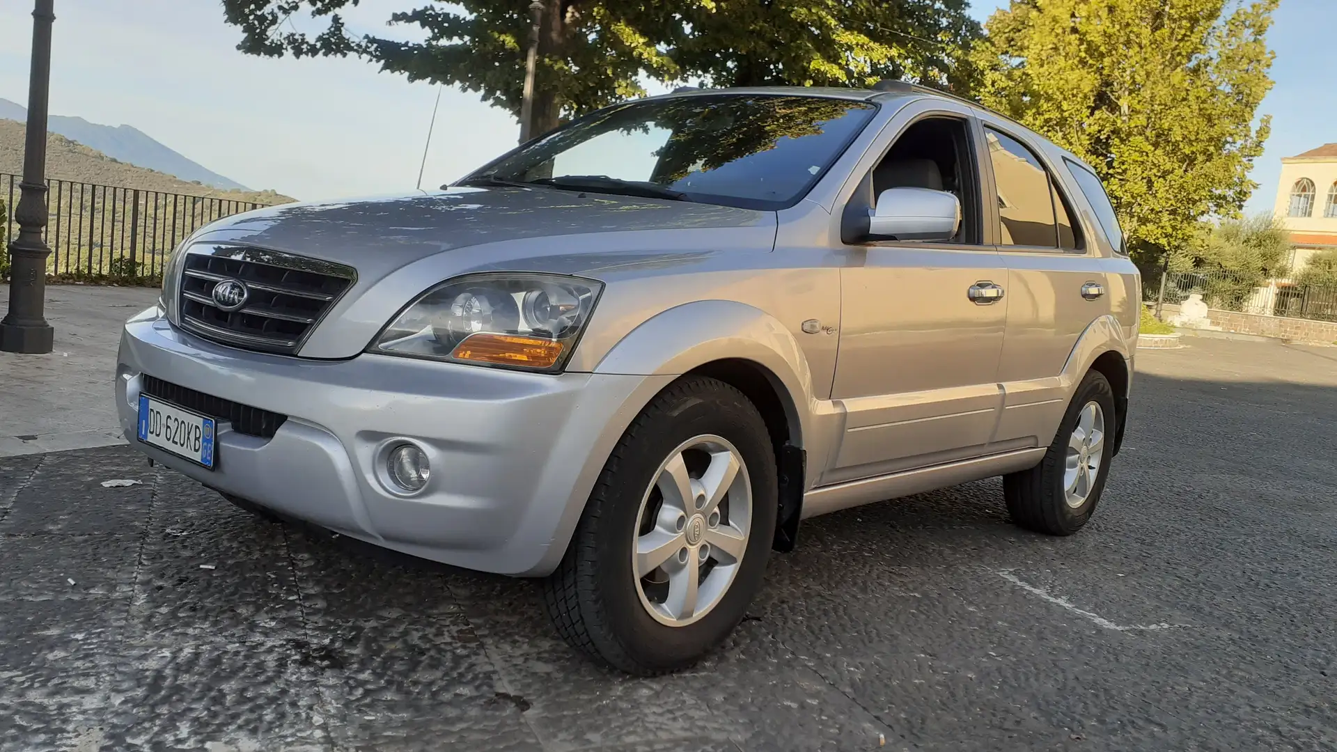 Kia Sorento 2.5 crdi 16v vgt Active Class Silber - 2