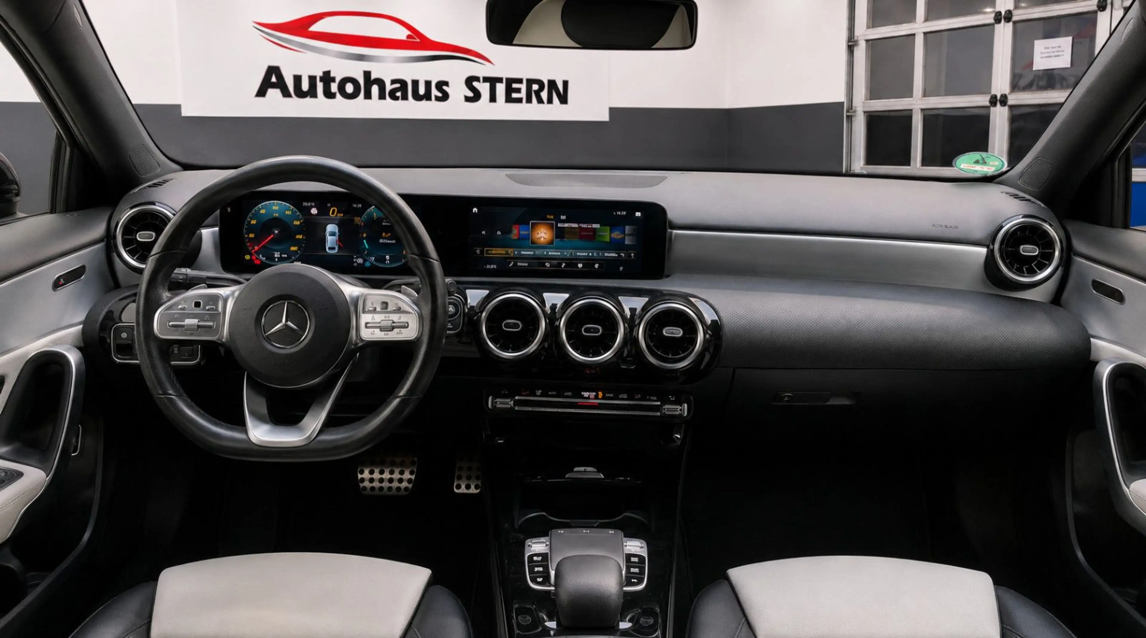 Mercedes-Benz A 200 LIMO AMG LINE *BI-INTERIOR*WIDESCREEN* — photo 7
