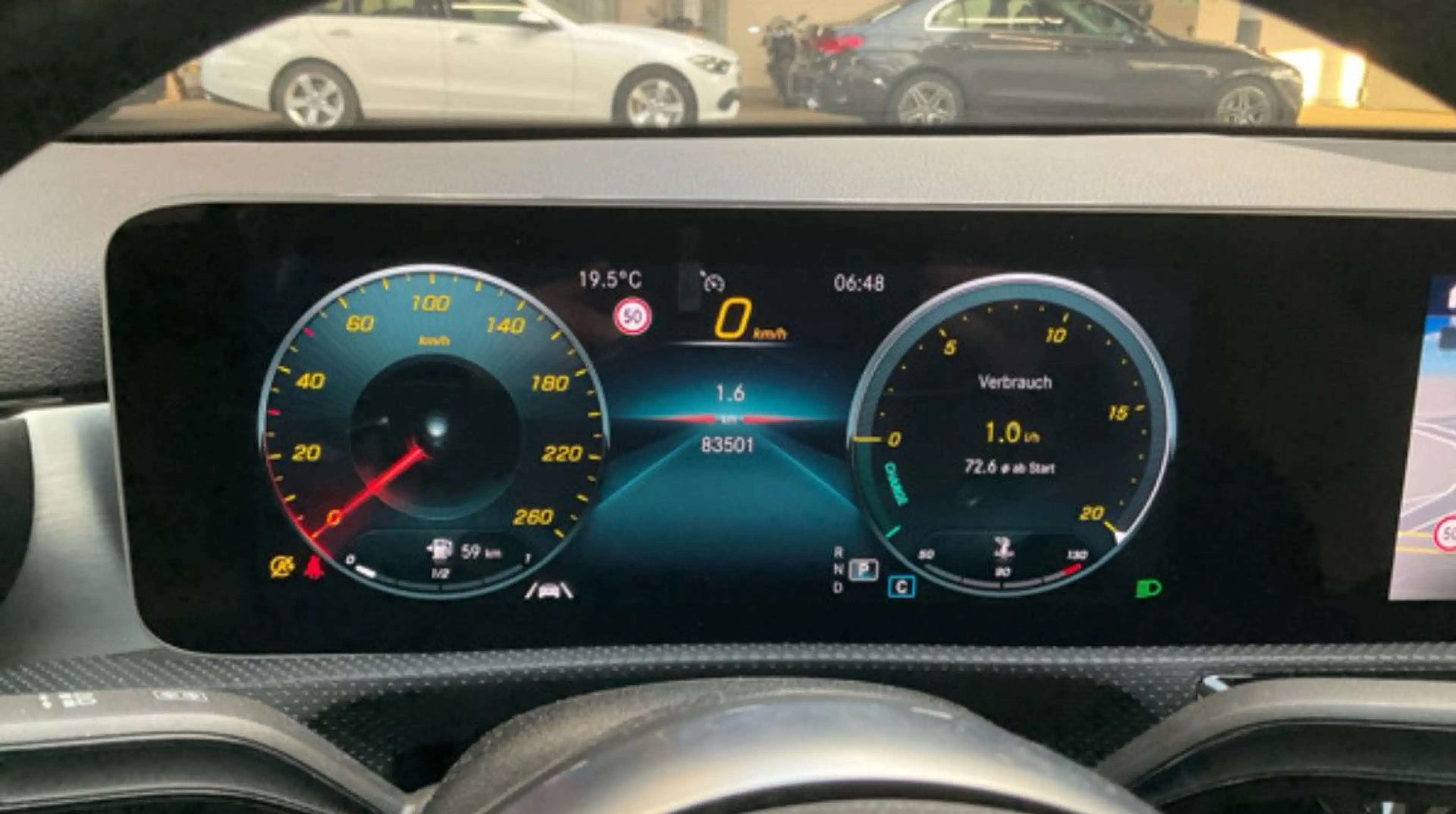 Mercedes-Benz A 200 LIMO AMG LINE *BI-INTERIOR*WIDESCREEN* — photo 4