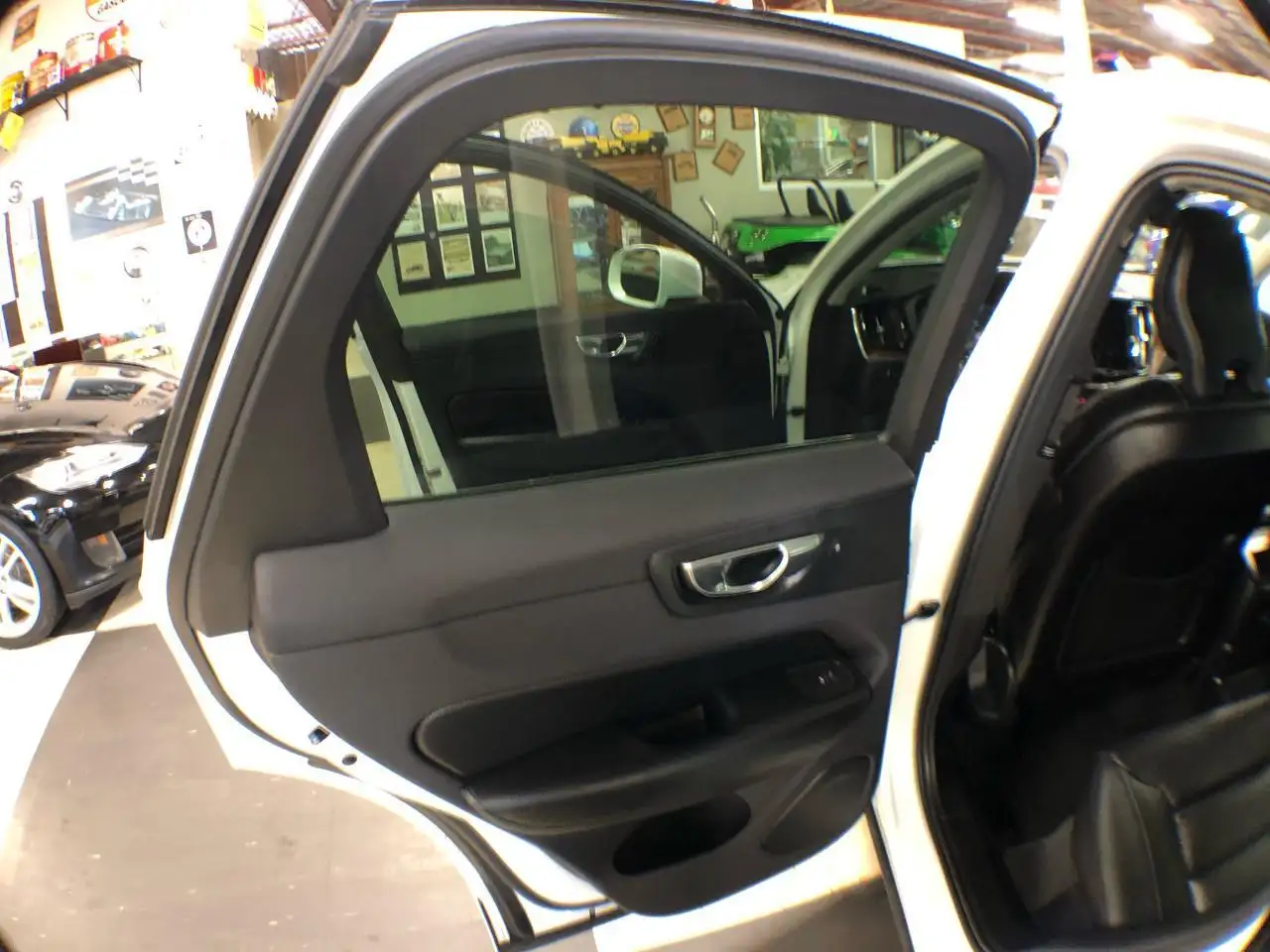 Volvo XC60 снимка Volvo XC60