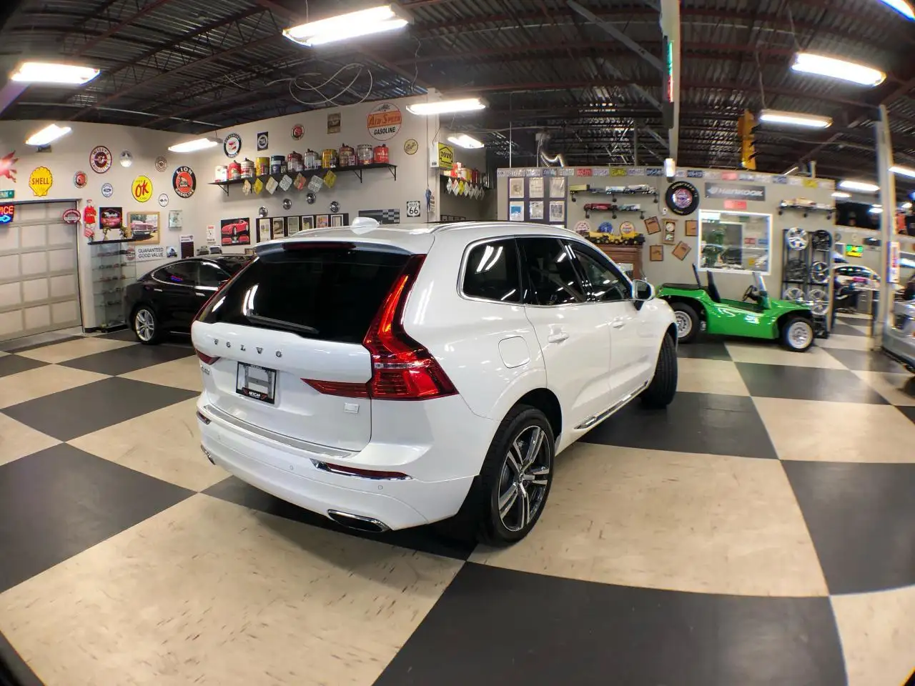 Volvo XC60 снимка Volvo XC60