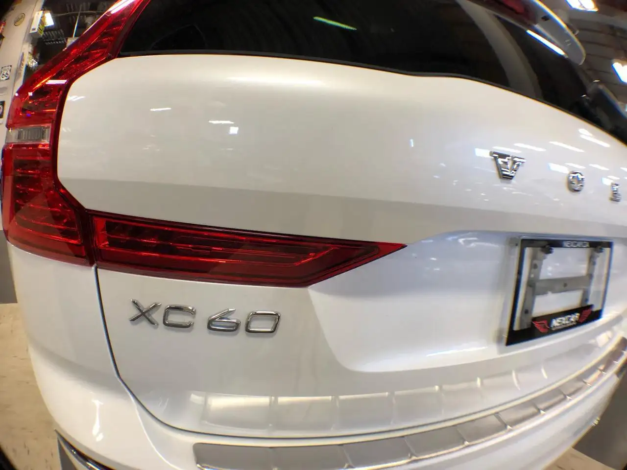 Volvo XC60 снимка Volvo XC60