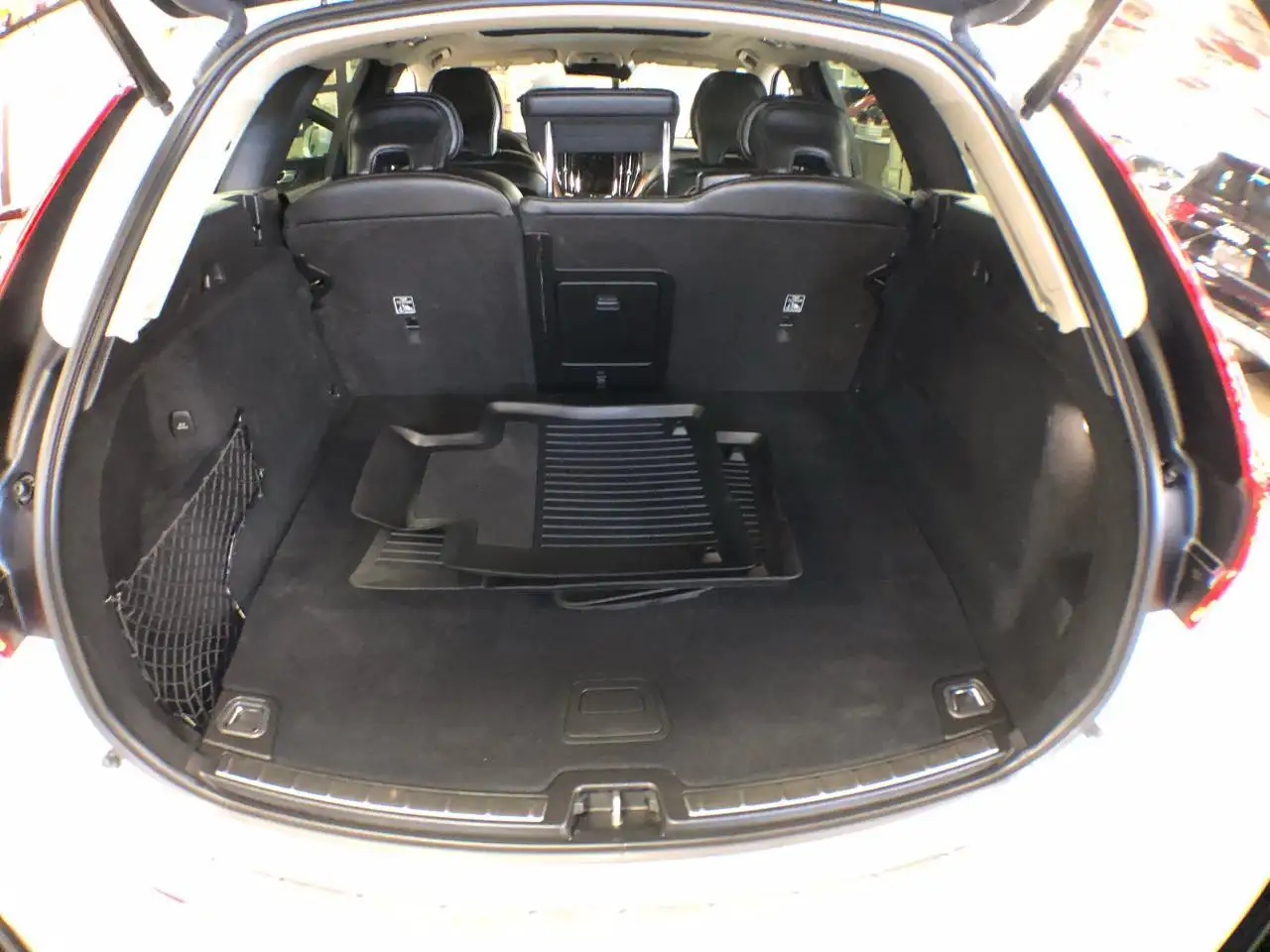 Volvo XC60 снимка Volvo XC60