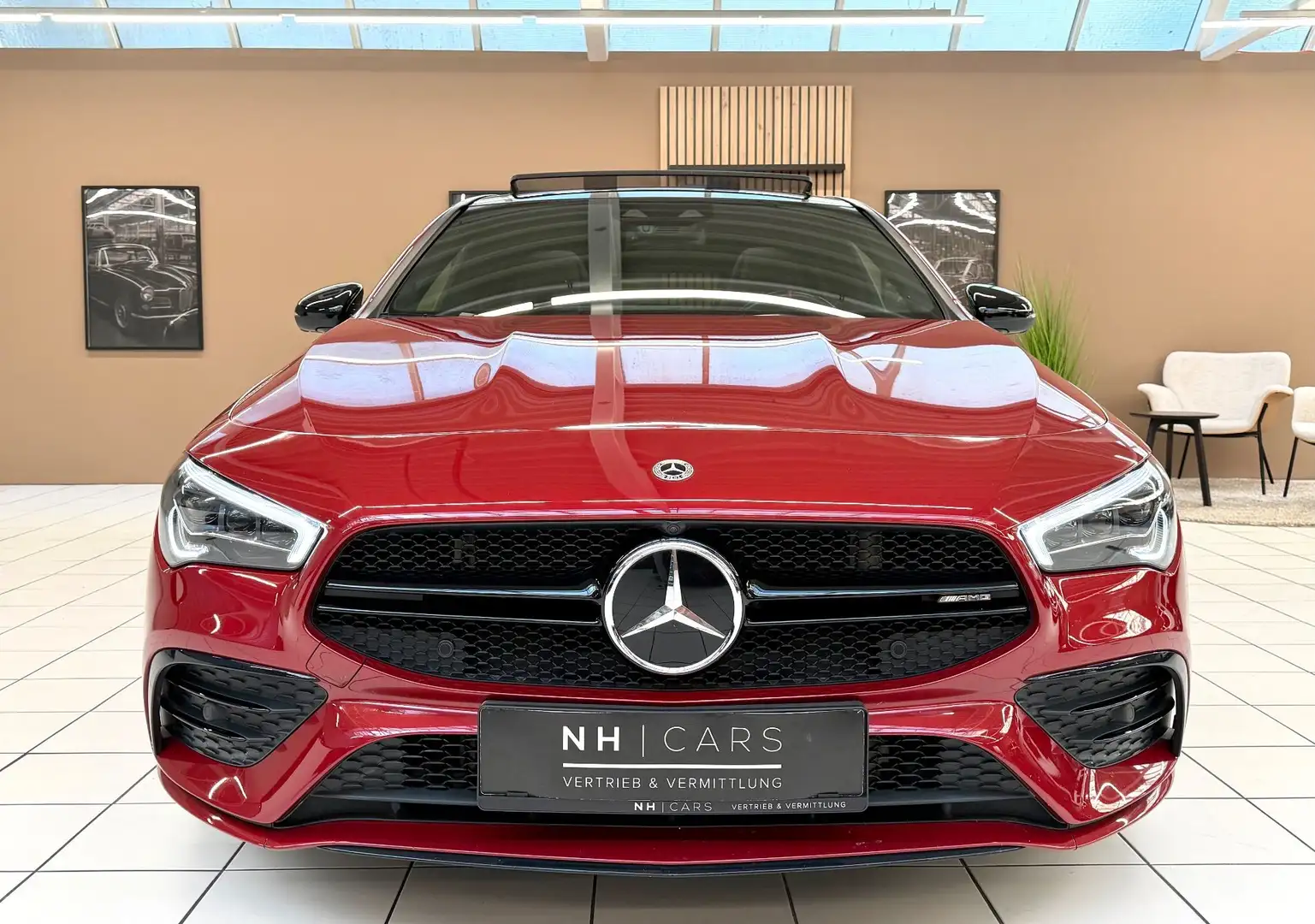 Mercedes-Benz CLA 35 AMG 4MATIC Shooting Brake Rouge - 2