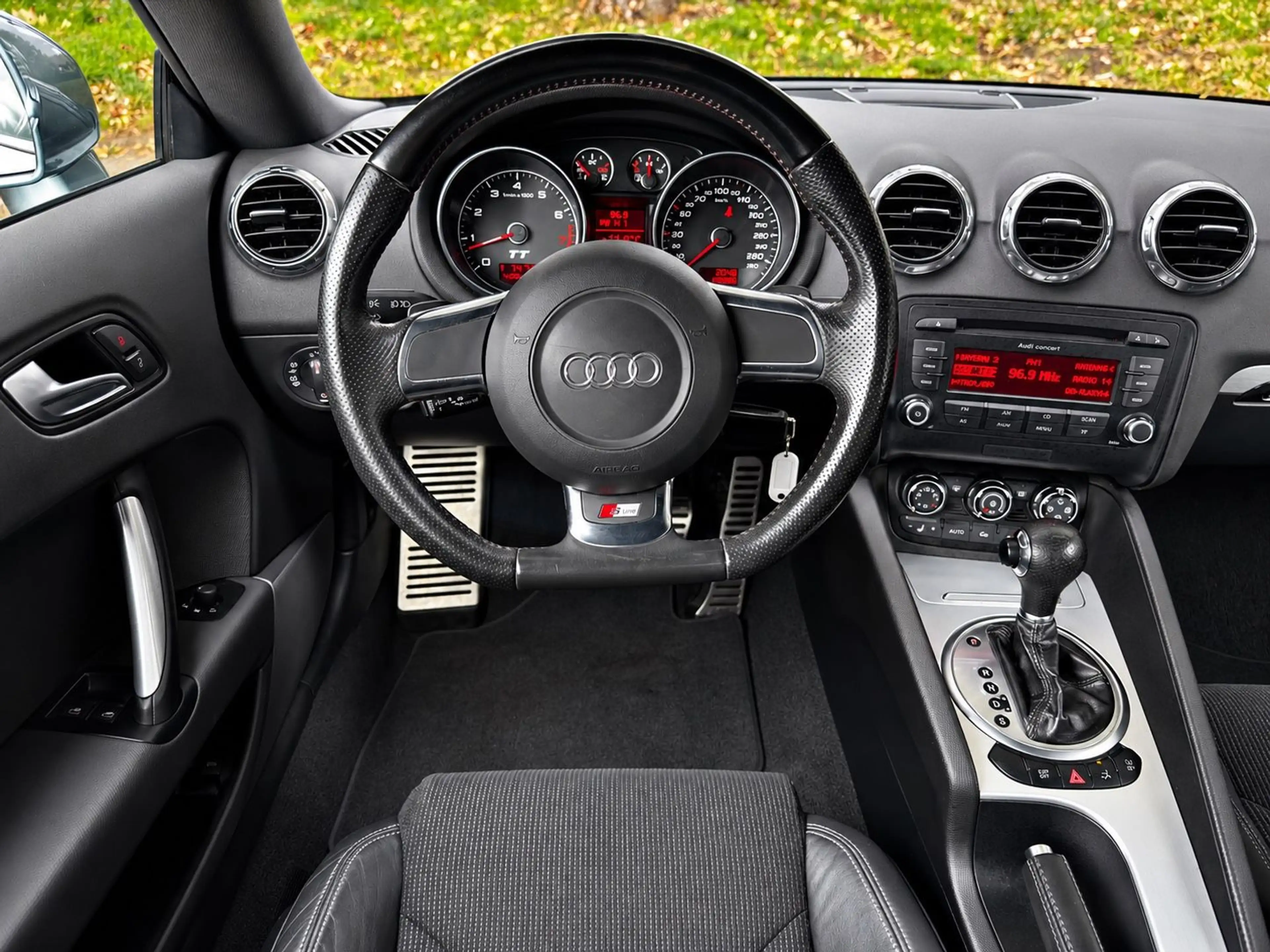Audi TT 3.2 Coupe quattro 3x S-Line — photo 15