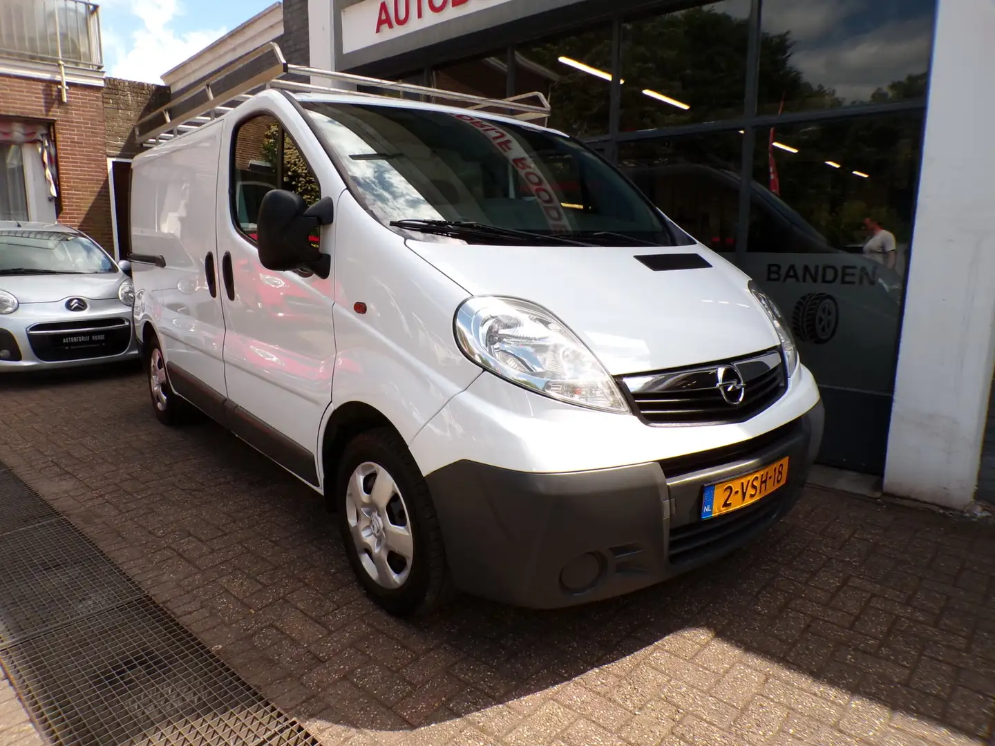 Opel Vivaro 2.0 CDTI Airco NW APK NAP, 1e EIGENAAR! Wit - 2