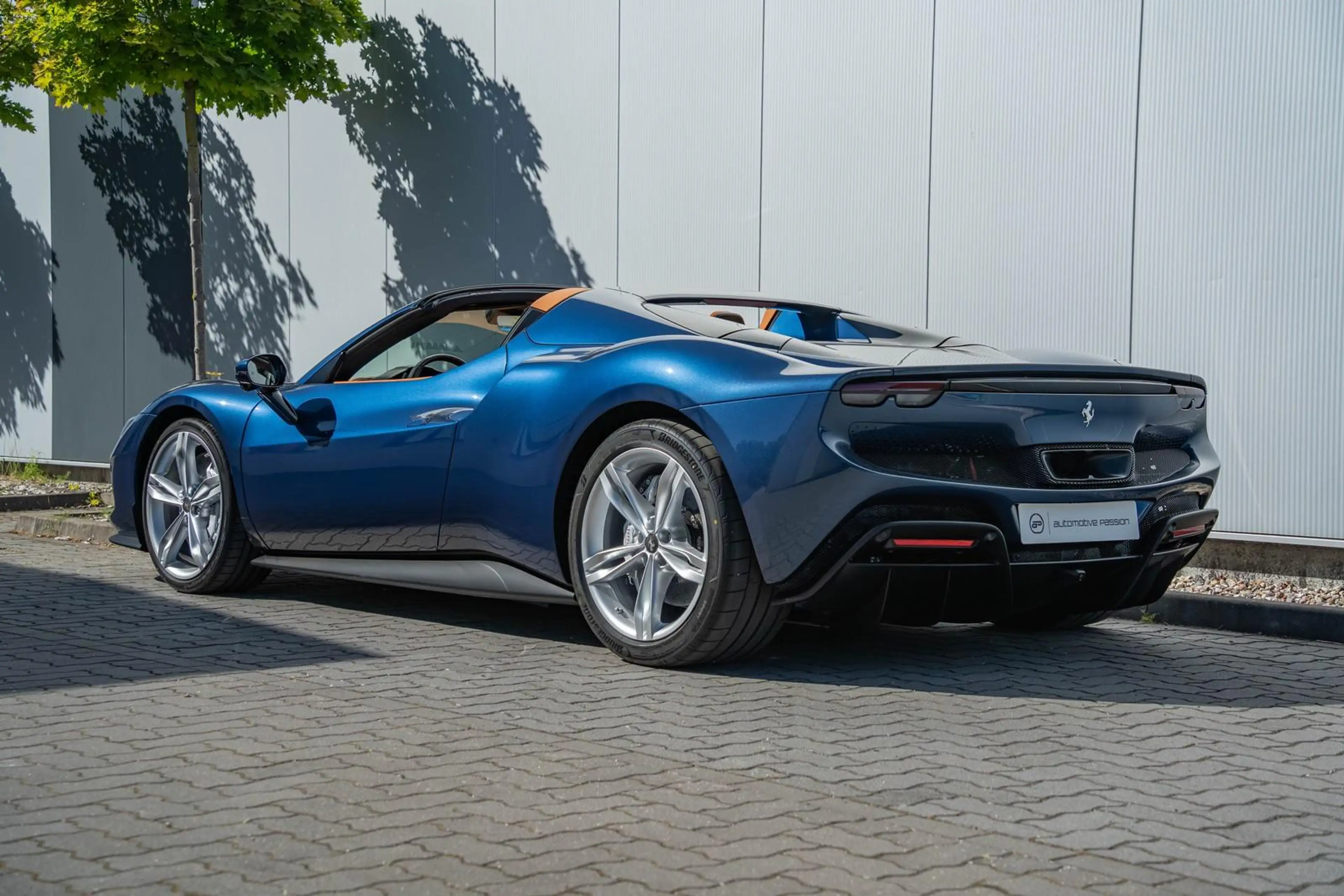 Ferrari 296 GTS 296 GTS *two color*Racing Seats Daytona Carbon* — photo 5