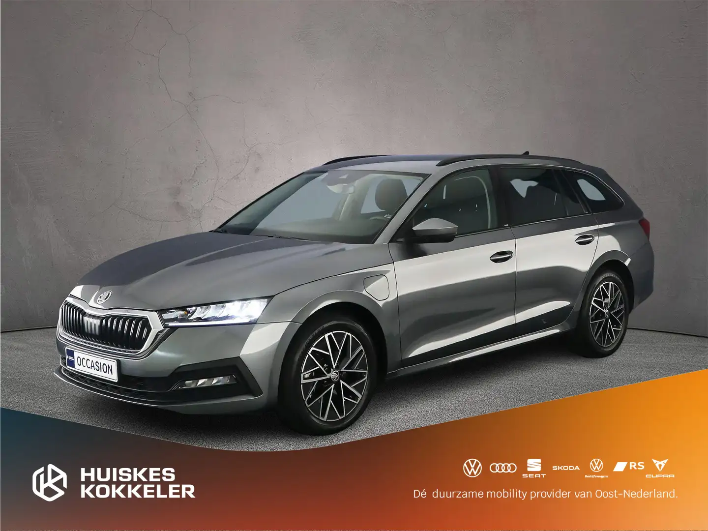 Skoda Octavia Combi Business Edition 1.4 TSI PHEV 204pk DSG Auto Grijs - 1