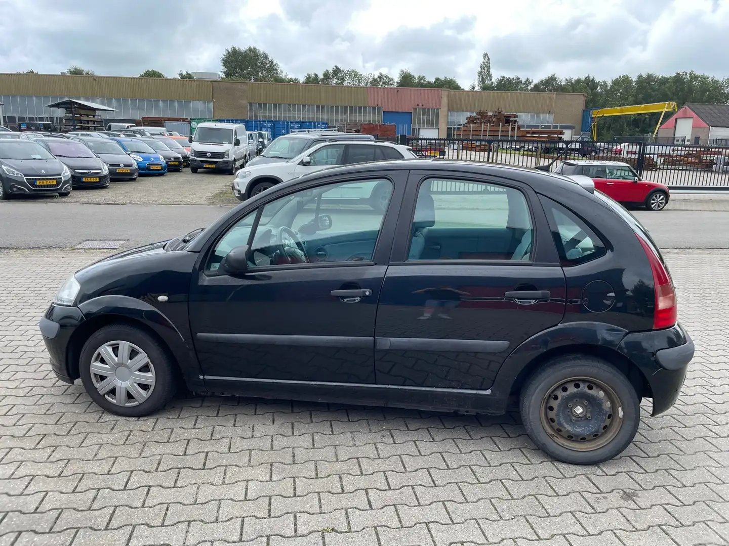 Citroen C3 1.1i Ligne Prestige Negru - 2