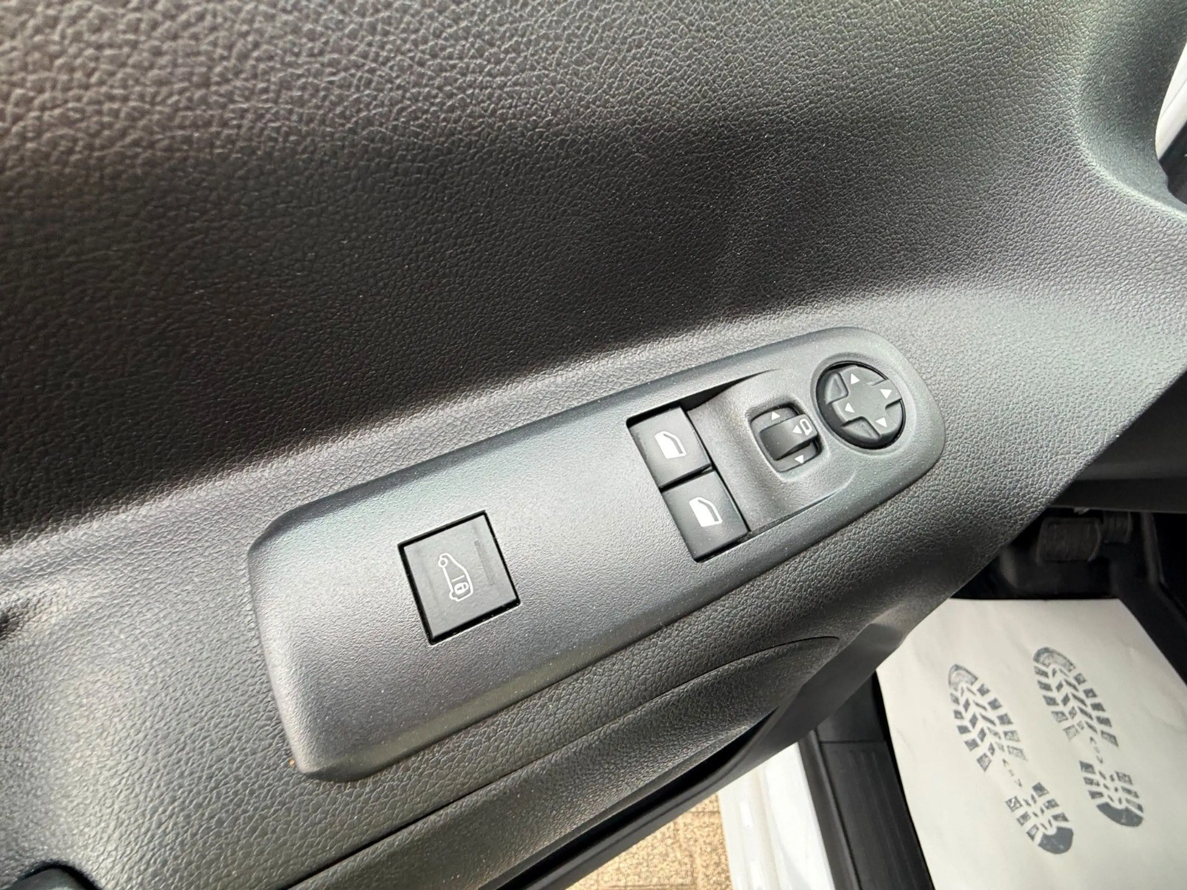 Toyota Proace L2 Doppelkabine 1.HAND/AUT/5 SITZER — photo 12