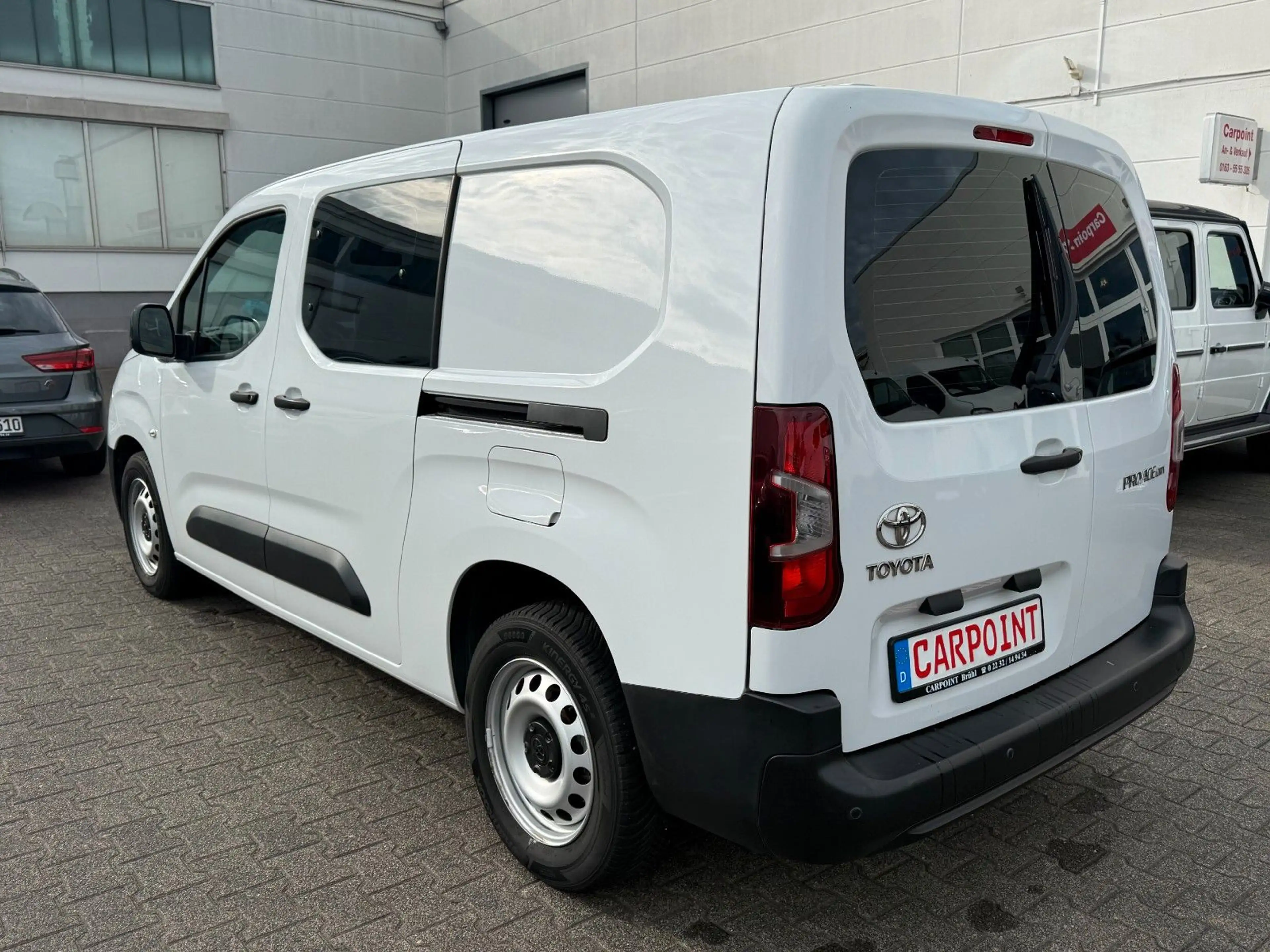 Toyota Proace L2 Doppelkabine 1.HAND/AUT/5 SITZER — photo 7