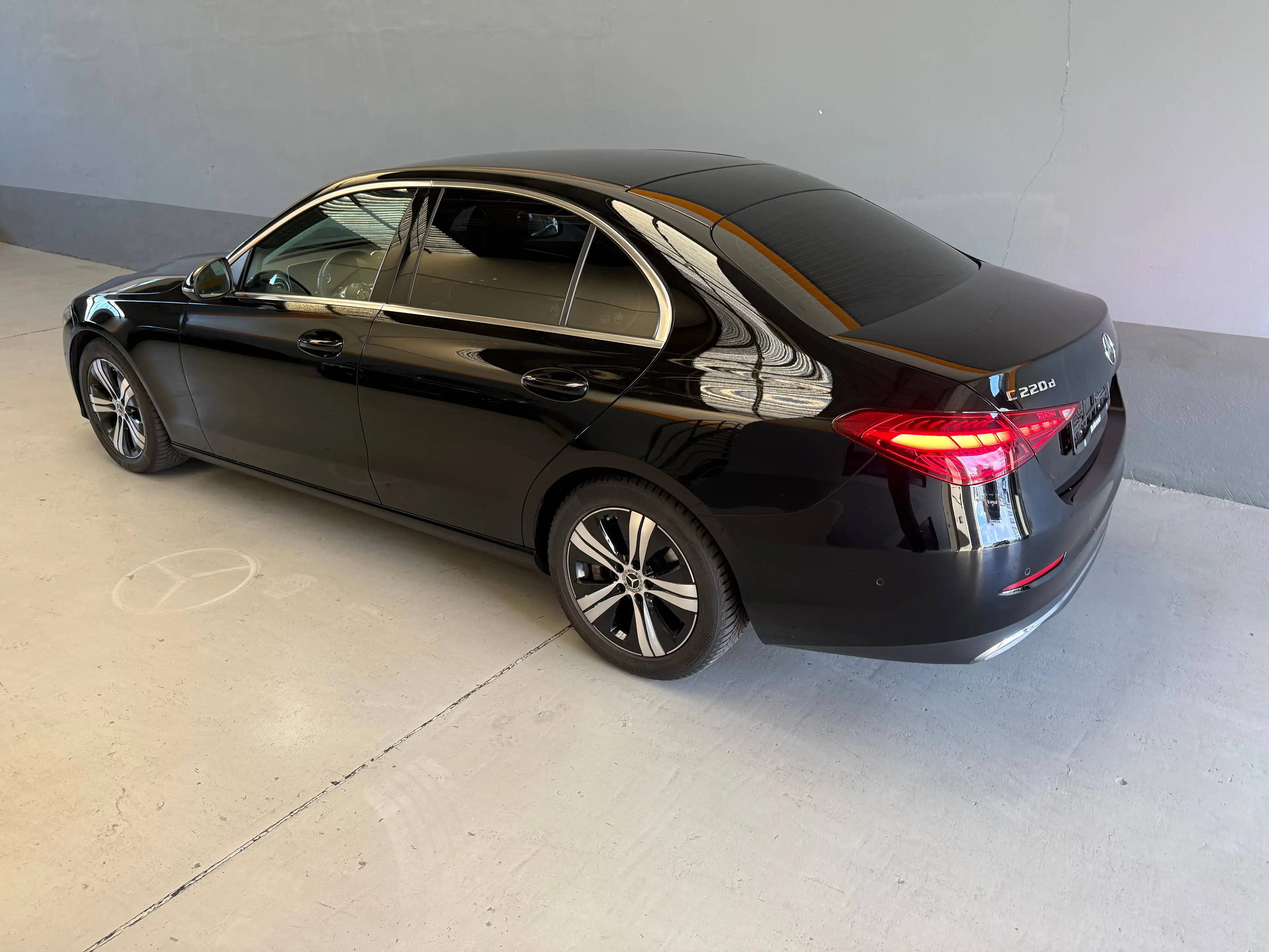 Mercedes-Benz C 220 C-Klasse Diesel d 9G-TRONIC Avantgarde Advanced ACC LED KAMERA — photo 2