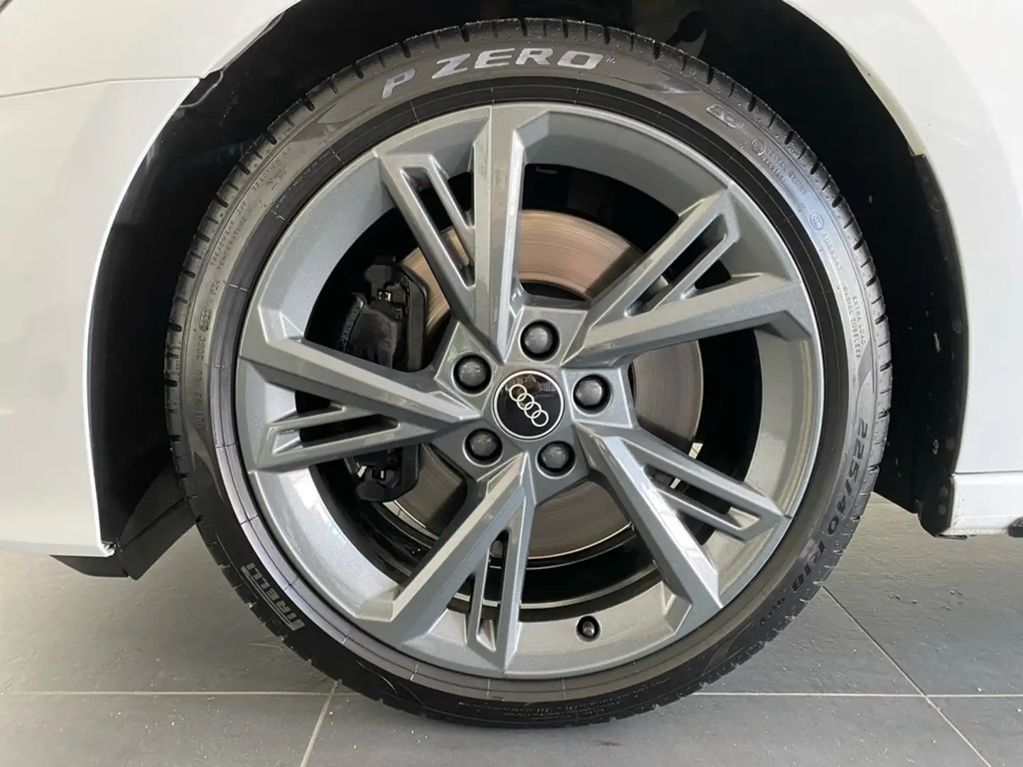 Audi S3 Sportback 2.0 TFSI quattro NAVI+LED+PRIVACY+ Weiß - 2