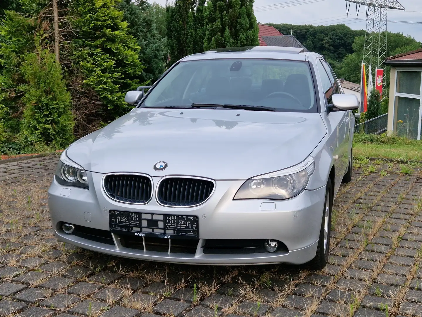 BMW 520 🚗 520i, Xenon, PDC, Navigation, 164tkm 🚗 Gris - 1