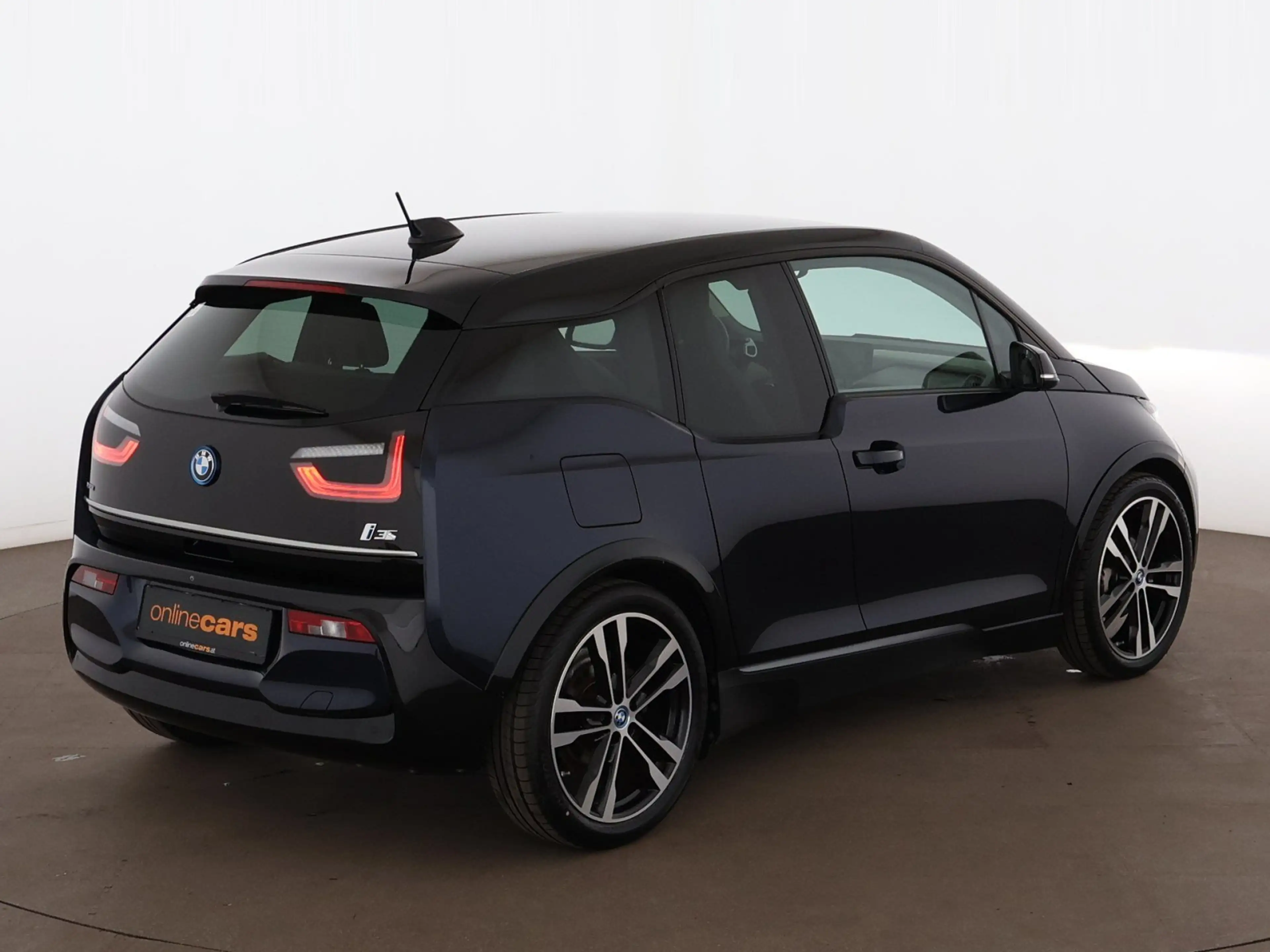 BMW i3 s 120Ah Aut LED NAV H&K LEDER WAERMEPUMPE R-CAM — photo 8