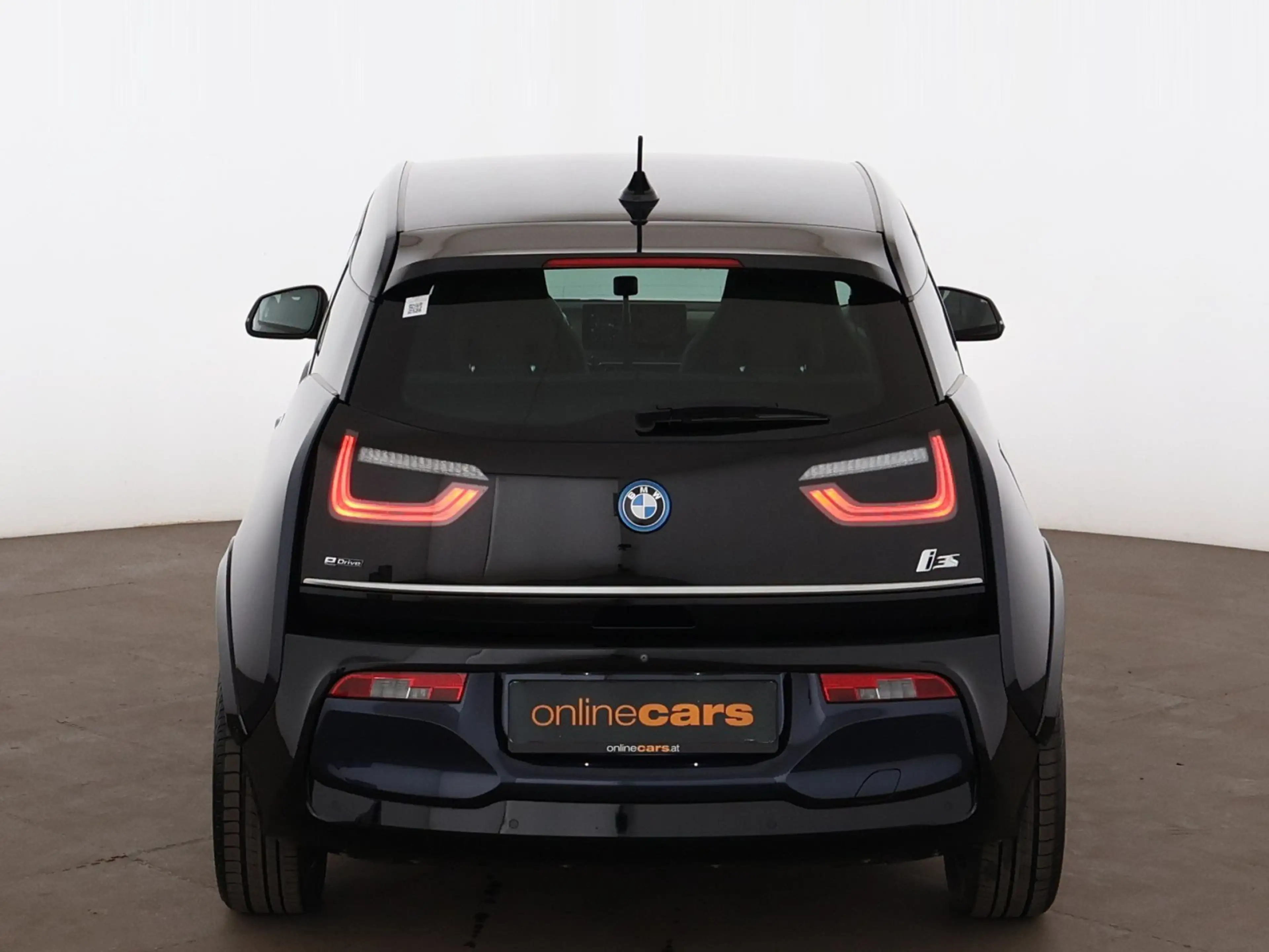 BMW i3 s 120Ah Aut LED NAV H&K LEDER WAERMEPUMPE R-CAM — photo 7