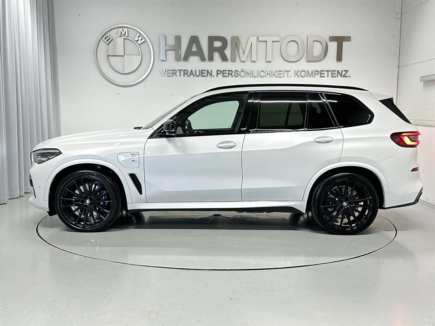 BMW X5 xDrive45e Weiß - 2