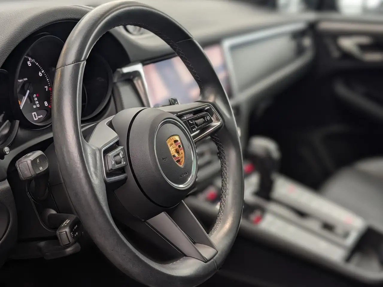 Porsche Macan снимка Porsche Macan