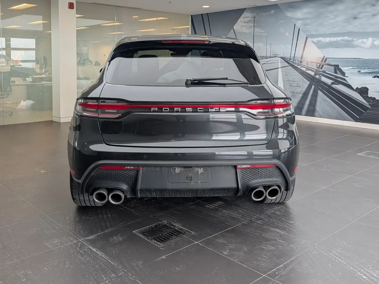 Porsche Macan снимка Porsche Macan