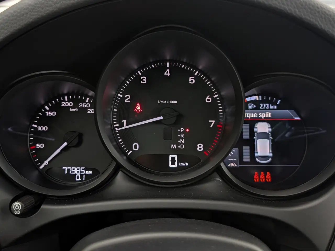 Porsche Macan снимка Porsche Macan