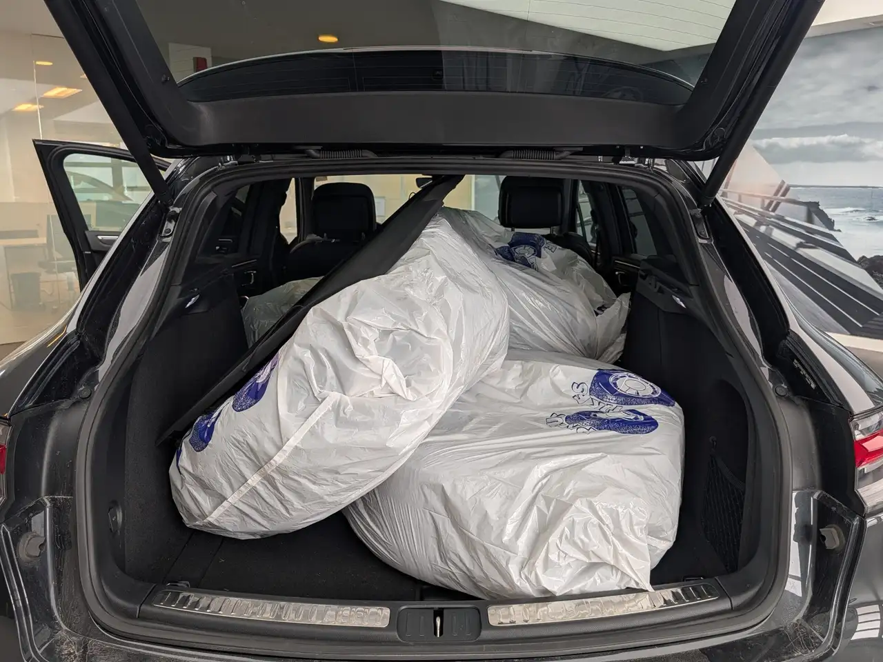 Porsche Macan снимка Porsche Macan