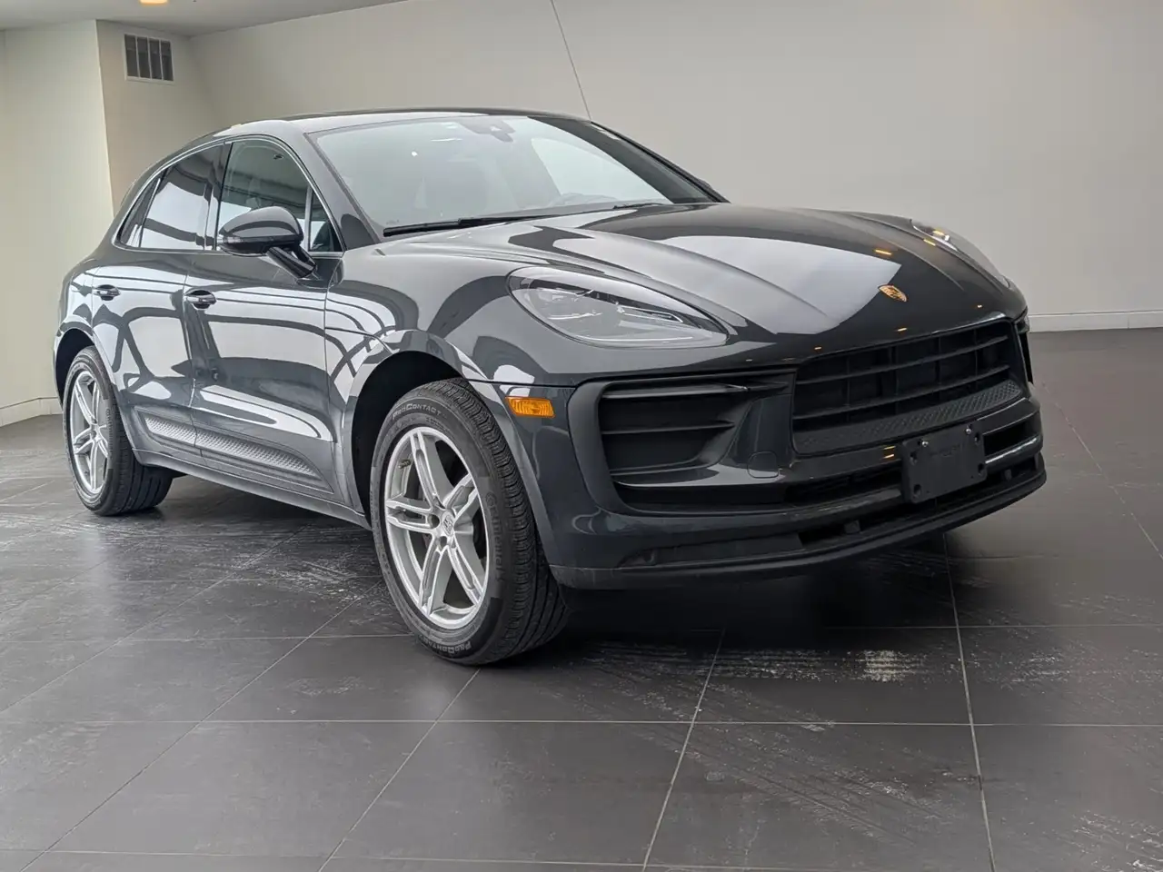 2022 Porsche Macan
