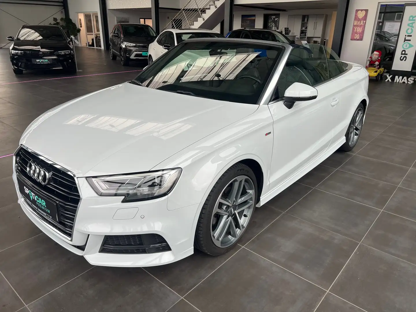 Audi A3 Cabrio 35 TFSI sport +S-Line+LED+Sitzheizung Weiß - 2