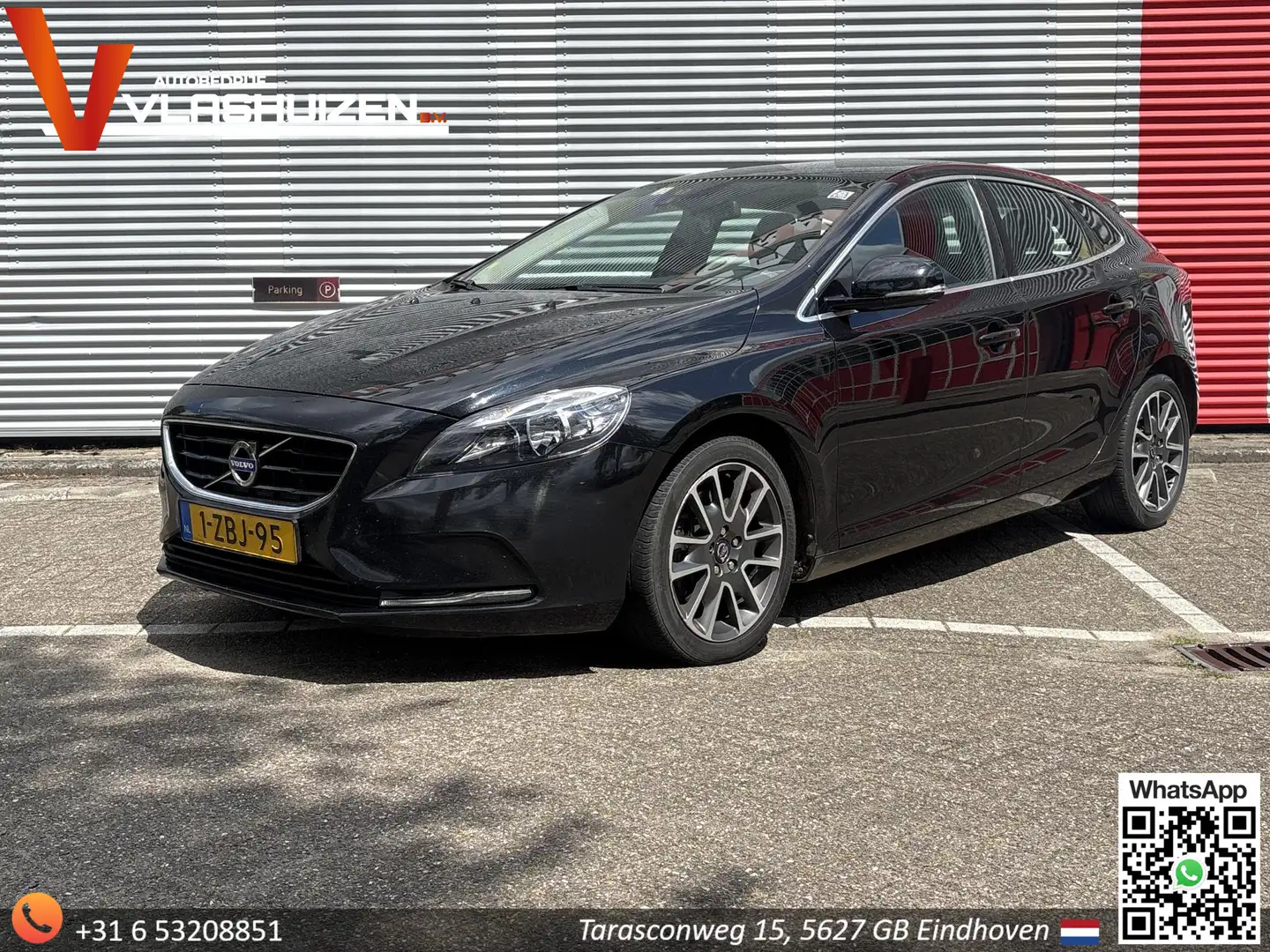 Volvo V40 2.0 D4 Summum Business | Leder | Cruise | Climate Noir - 1