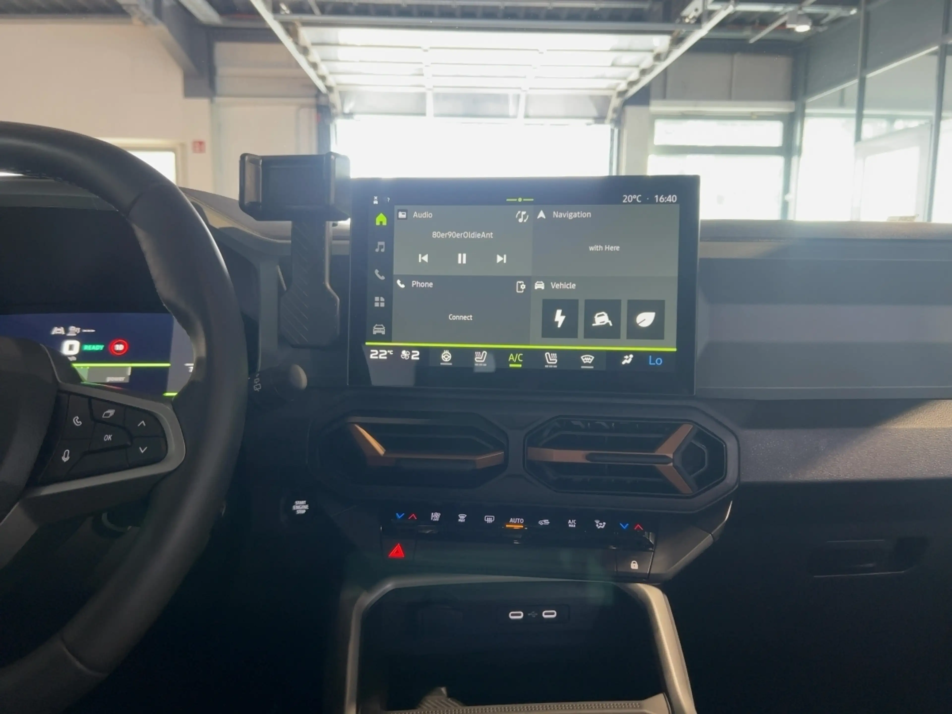Dacia Bigster Extreme HYBRID 155 — photo 12